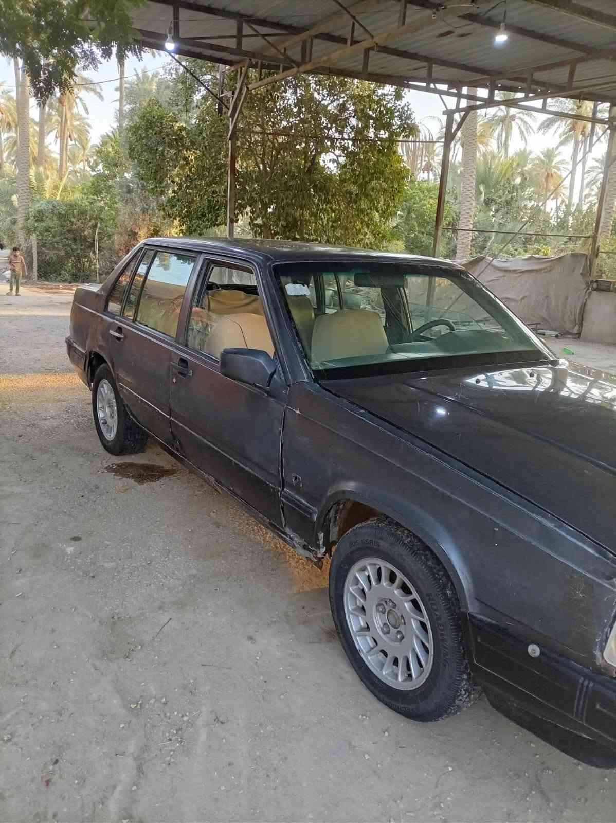 فالفو 960 • موديل 1993 • مداور ثاني
