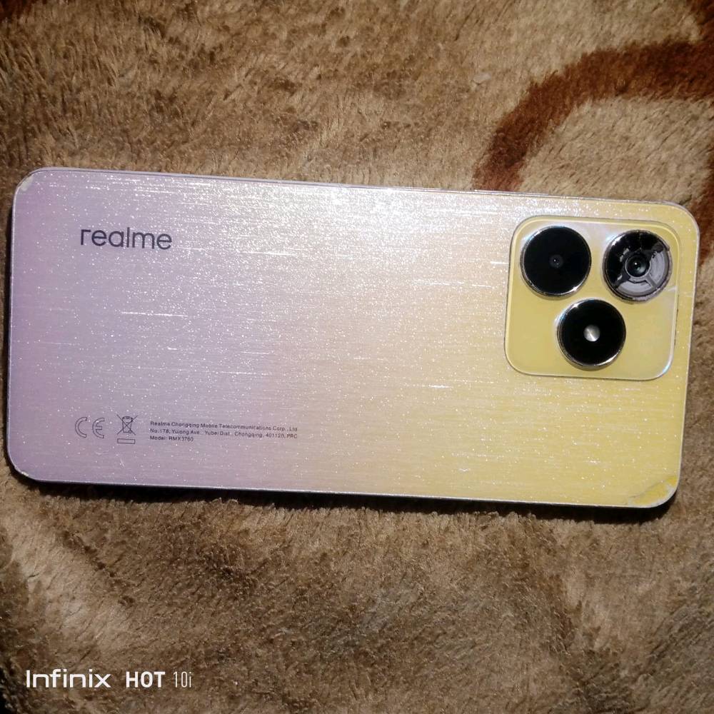 Redme 53 C بسعر 100 وبي مجال  
♦️ 
♦️▪️ا
♦️▪️الذاكره : 128GB  والرام 8+8 GB
♦️▪️الكاميرا الخلفية 50+0.8 
♦️▪️الكاميرا أماميه : 8
♦️▪️الشاشة: 6.74 بوصة بدقة 1080x2400 
♦️▪️نظام التشغيل: اندرويد 15
♦️▪️قوه الشاحن المرفق : 33 واط
♦️▪️البطارية: 5000 مللي أمبير

..  بي فطور بالشاشة ما مئثرات عالمس 
راسلني ***********