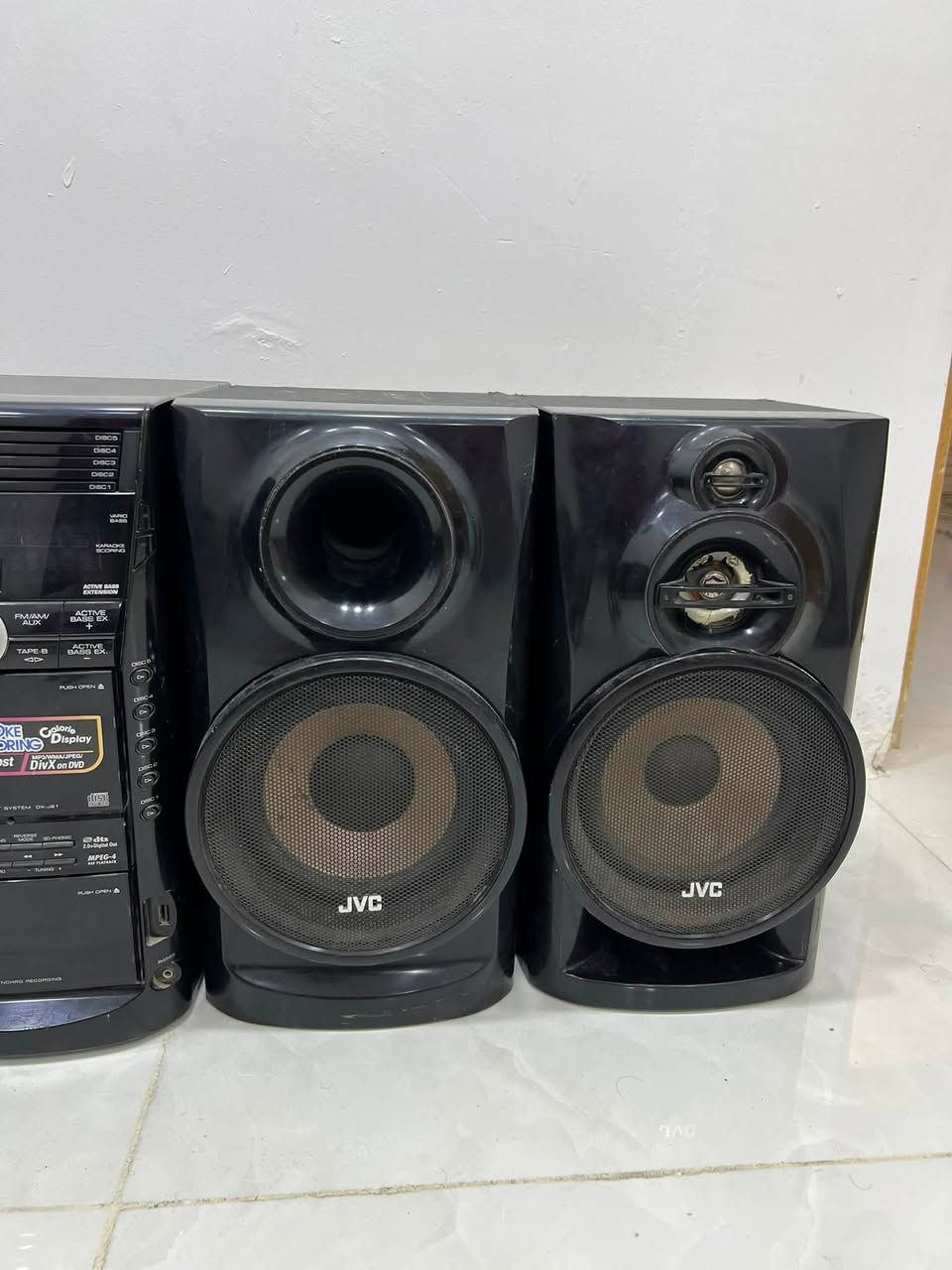 للبيع سستم JVC الجهاز متروك عاطل ميشتغل سماعات شغاله فقط الجهاز عاطل السعر 60 مكاني بغداد ***********
