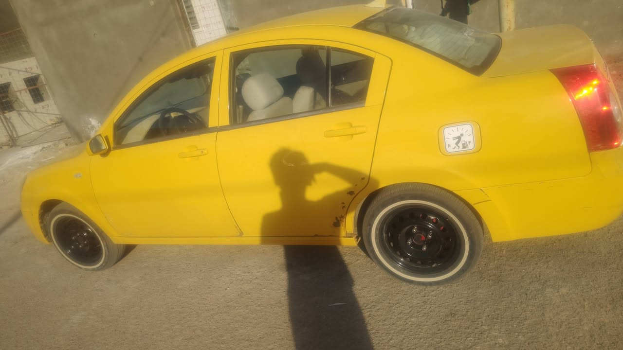 شيري اي فايف حساسات خلفي ايمن وايسر موديل 2013 تبريد شغال ثلج كهربائية كله شغالة وبسمي كفل عن العيب شرعي مكينة بلادية المكان الناصرية رقم *********** سعر 40 او مراوس
