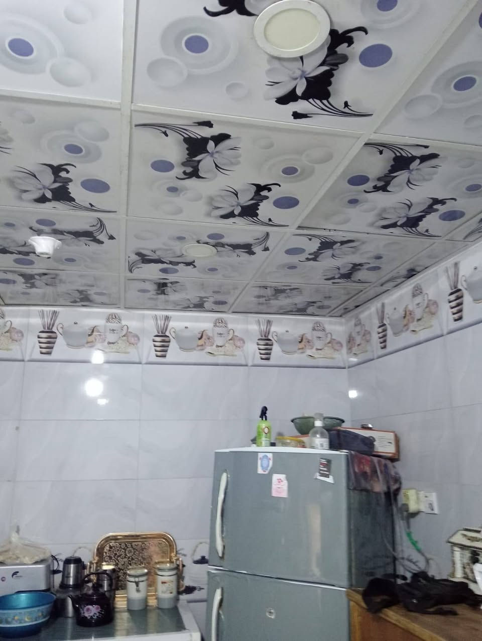 دار للبيع طابو صرف المساحه١٠٠ متر شارع الكوفه القديم خلف الطاقه الكهرباء للاستفسار الاتصال على الرقم ***********
