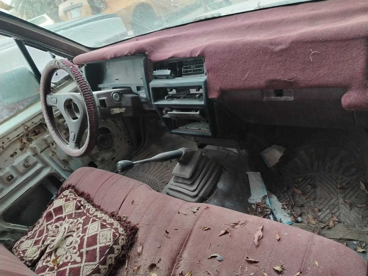 سلام عليكم بيكم نيسان للبيع موديل ٨٩ رقم بصراه ألماني سنويه عاج منتهي راعيه موجود بس رقم تليفون نغلق  مستمسكات كله عندي مكفول كلش حلال وحرام وطلب وسرقة مكينه بلاديه بيه كازكيت حمت وكفته كير جديد باور ستيرن  حداديه جديده شاصي مكفول كهربائيات شغاله دوخل حلوات عوزه بطاين كدام سياره شغاله جانت حلو ونمشي بيه والله يردله كازكيت بس سياره عوزه ترتيبات السعر ١٩ وبيه مجال الله شاهد بيع مستعجل مكاني البصره وهاذ رقمي ***********وانه خادم سياره حليواه

