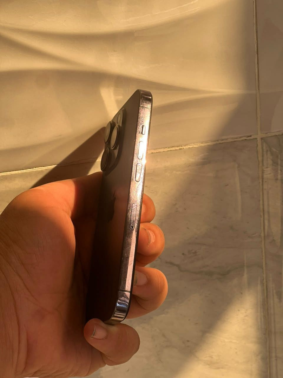 سلام عليكم 
iphone 14 Pro فقط
ذاكرة 128
بطارية 100
مبدل شاشة GX 
فيس ايدي واكف
دبل سيم
جهاز نضيف كدام العين
كلو شغال
سعر 500 وبي مجال
استفسار اكثر اتصل
*********** واتساب
مكاني موصل ايسر
