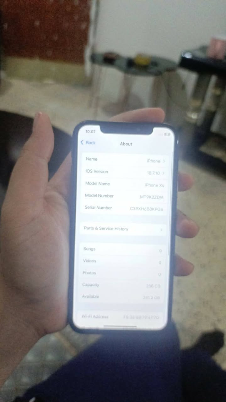 آيفون XS • ٢٥٦ • فيس آيدي معطل