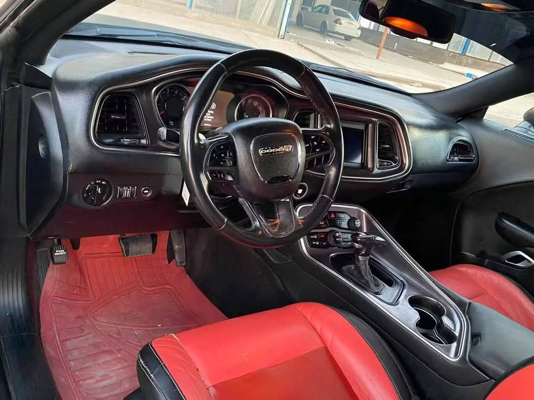 جالنجر 2018 SXT 3600 السياره ستوك على وضع الشركه ماملعوب بيها ابد رقم بغداد الدولي باسمي شخصيا هزه جديده 
ماشيه 93 الف
تخم ويل ديمون طامس تخم تاير
صدر امامي خلفي مبدل جديد 
لايتات ودعاميه جدد
تبريد منضومه جديده 
 مكينه كير كله مكفول
5 قطع صبغ فقط شرط السونار وصور الحادث بالمنشور

سعرها 136$
مكاني بغداد البلديات***********

نص مكتوب في الصور:
- BidFax.info