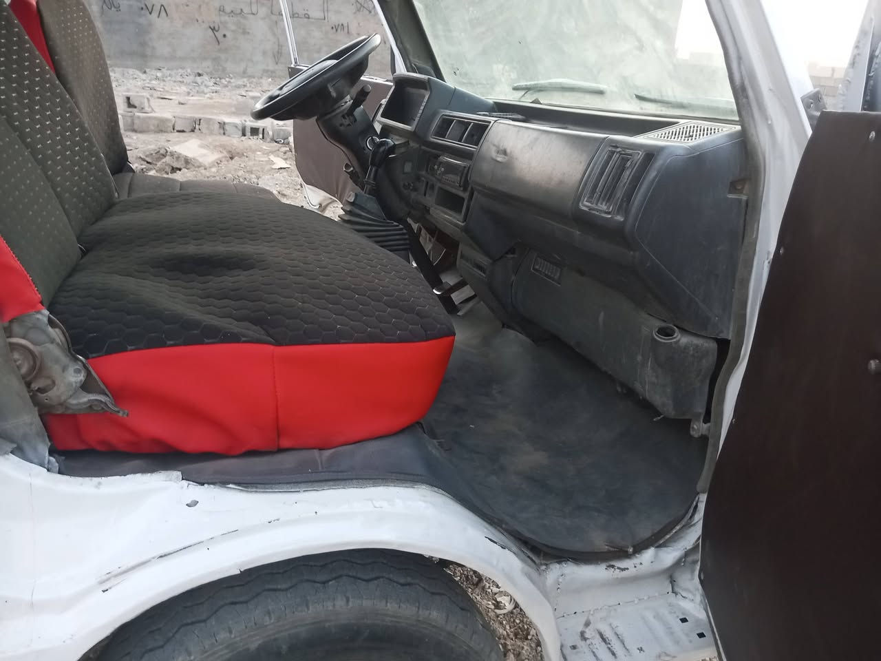 السلام عليكم كيا 93 رقم دولي سنويه لحد 30 تحويل مباشر باسمي مكفوله الكيا من محرك كير اكسل شاصي كهربائيات تخم تاير دوشمه جديده باتري سلف صدر مصبوغه جماليه فقط السعر 40 مجال جدا قليل العنوان واسط نعمانيه‏‪***********‬‏  ***********

نص مكتوب في الصور:
- أدخل نص