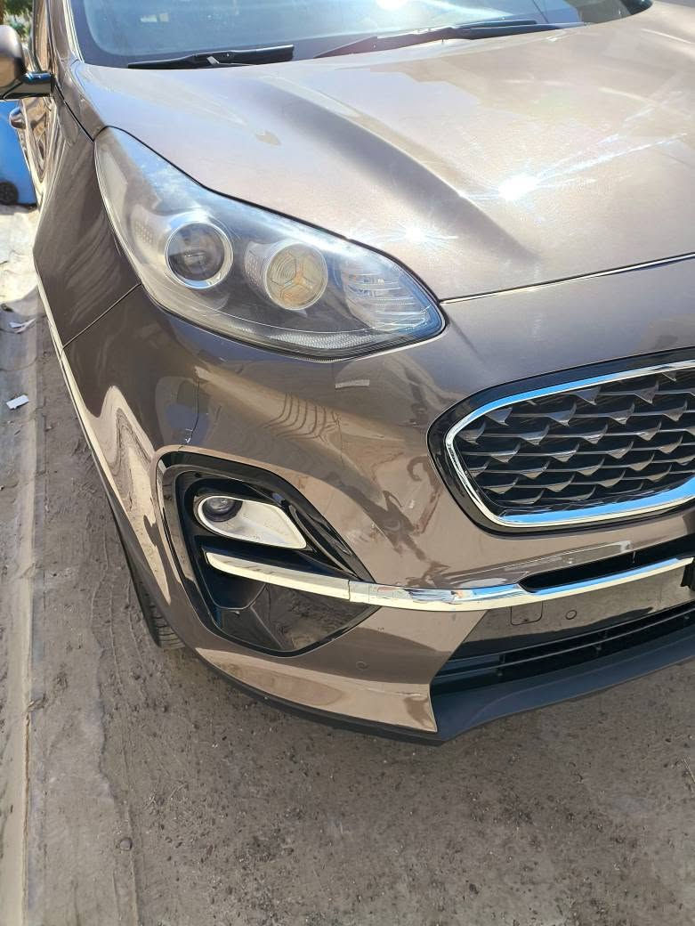🚨 للبيع كيا سبورتاج 2020 خليجي — محرك 2000 شركة الدولية
🚗 سيارة كاملة وجاهزة، صيانة كاملة داخل شركة الدولية، كل الوصولات موجودة، سنة الشراء 2021، ومواصفات معروفة.
🔹 نوع السيارة: كيا سبورتاج
🔹 الموديل: 2020
🔹 المحرك: 2000 CC دوش
🔹 المواصفات: وكالة دولية / خليجي
🔹 الممشى: 87,000 كم
🔹 المكينة والكير: على وضع الشركة مكفول
🔹 السعر: 197 ورقة 💵 (19,700 دولار) — مجال بسيط
📍 المكان: بغداد
مواصفات وتجهيزات السيارة:
✅ وصولات تبديل دهن وصيانة كاملة داخل الدولية
✅ الفريز تبديل جديد
✅ الإنارة هالوجين مسويها
✅ داخلية السيارة جديدة بحالة شركة
✅ تبريد قطعتين ❄️
✅ تايرات رياضية 🏎️
✅ حساسات أمامية وخلفية
✅ كاميرا خلفية
✅ شاشة بلاديه
✅ مثبت سرعة (كروز)
✅ ثلاثة أنظمة قيادة:
Sport 🏎️
Normal
Eco 🌿
🚗 السيارة كاملة وجاهزة.
📞 للتواصل والاتصال:
***********
📍 بغداد
الجادين بالشراء يتفضلون بالتواصل والاستفسار. بغداد, العراق
