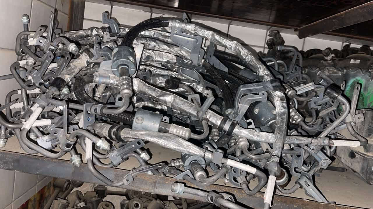 السلام عليكم وصول حاوية قطع غيار فورد
اكسبلور/ تورس / ايدج /فيوجن/ اكسبديشن/F150 
بغداد الطالبية
***********منتظر فورد
***********حسن فورد
