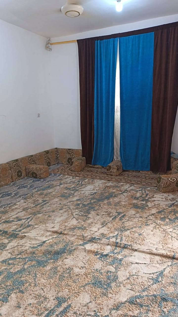 مجمع بوابة المثنى • بيت ركن • ٢٢٠م