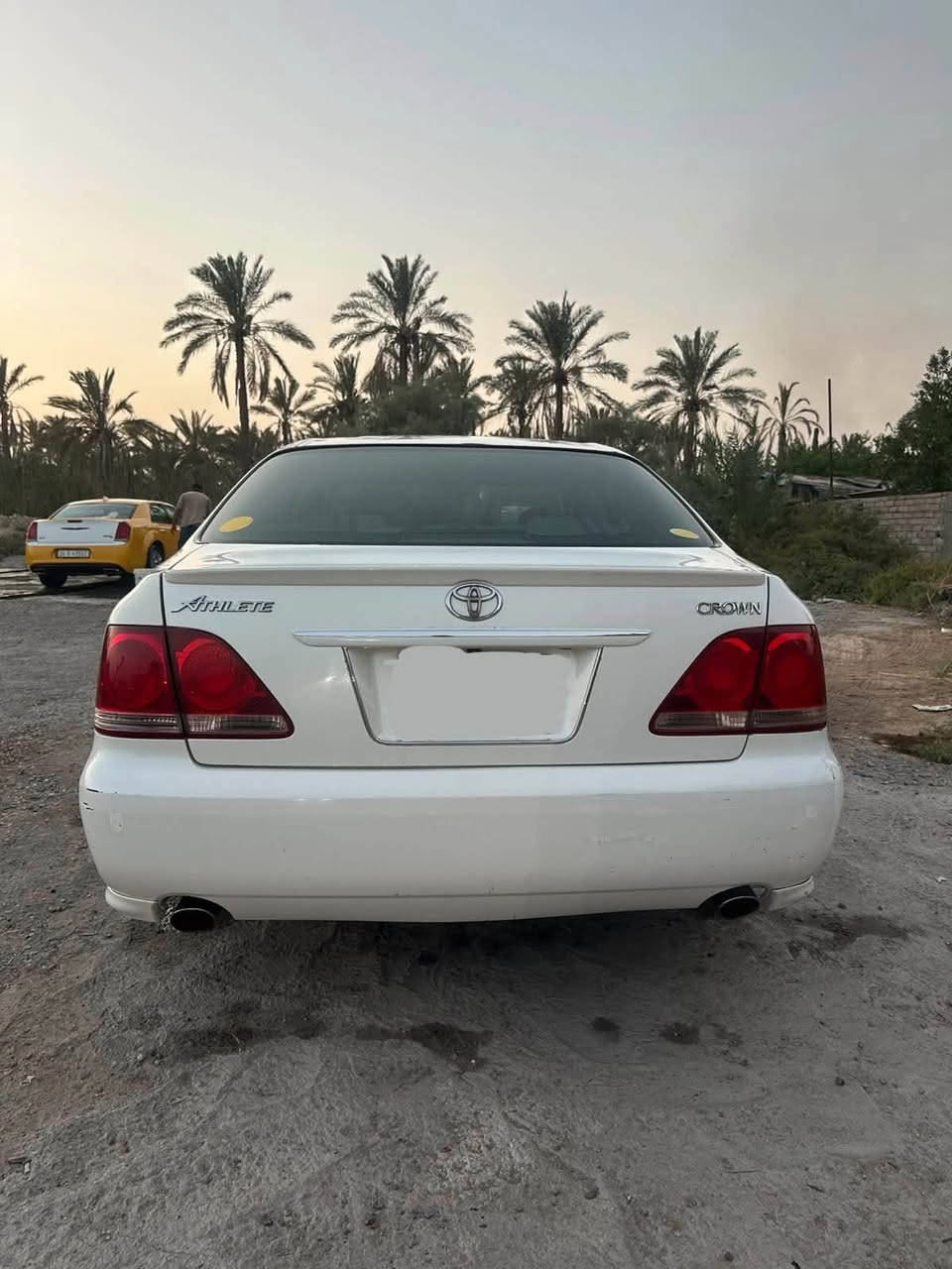 السلام عليكم للبيع فقط 
كراون شاهينه 2007 اثلت رياضي ادوات ادوات بدون رقم كصه قماره فقط 3 دكم شاصي 180 كير 6 نمر الجبير شاشه كامره خلفيه تحكمات استيرن جهتين تحكمات خلفيه برده خلفيه جام اوتو وحساس مري شفط لايت زنون بلاد دوار بصمه رصاصي حساسات  جاهزه للاخير مابيها نقص برغي 
مكان بصره قضاء المدينه سعر 44 وبي مجال كلش بسيط 
***********
