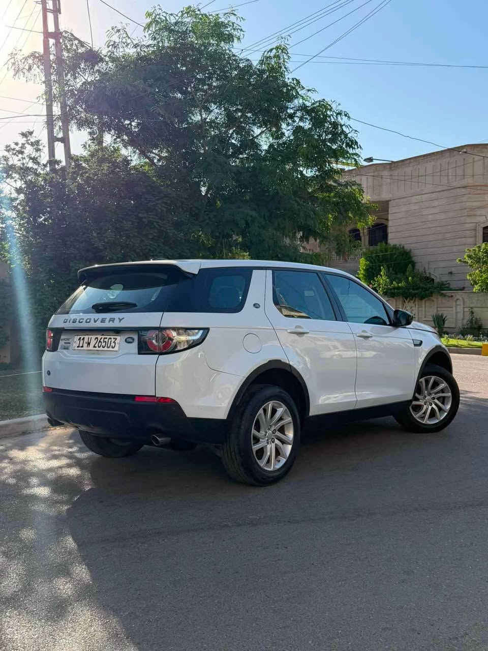Land Rover- Discovery Sport
لاند روفر دسكفري سبورت 2016
وكالة سردار
 محرك 2.0 تيربو
 دفع رباعي
سقف بانوراما ثابت
 كامرة خلفية
 حساسات أمامية وخلفية 
 العداد 126 ألف كم فقط
 السيارة بحالة الوكالة
صبغ بيبان 2 اثر شخط بدون دواخل 
 موقع السيارة: بغداد - الغزالية
رقم صاحب سيارة *********** تحياتي
