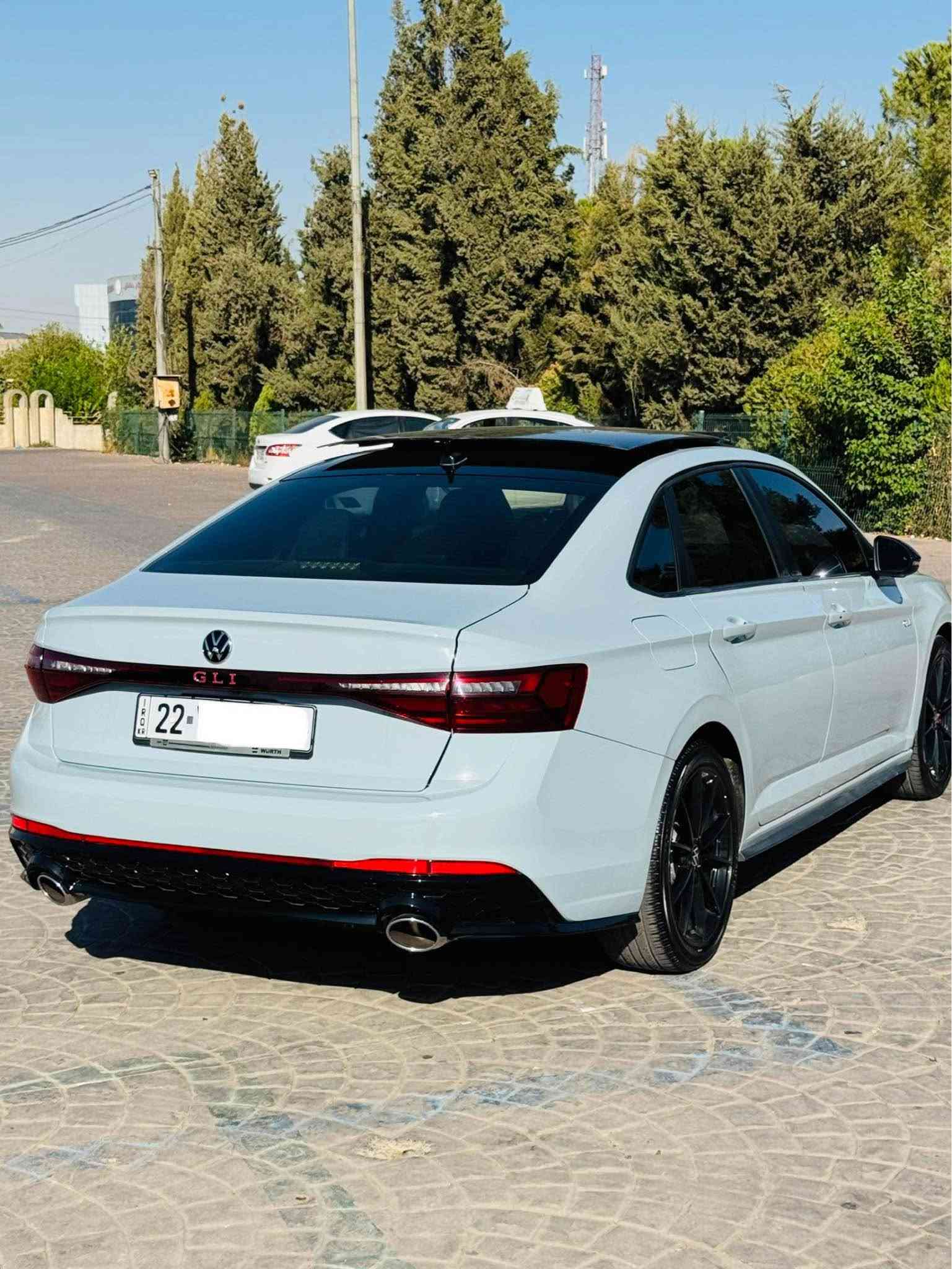 JEETA GLI Autobahn 2025
پێنچ پارچە و نیوی هەیە 
قەپات مواسەفاتی گێر عادی
نرخی فرۆشتنی قوفل 139 وەرەقە
*********** أربيل, العراق

نص مكتوب في الصور:
- 8:00 P FWD 2.0L 4 cyl. LTE 46 km 2025 VOLKSWAGEN JETTA, GLI 2.0T AUTOBAHN 3VW1T7BU6SM017581 0-41278346 IAAI Location: Houston (TX) Shipping from: Houston (TX) Seller: Progressive Casualty Insurance Sale Document: Original (Texas) Sales History 3 Similar archival offers You are watching archived offer. Auction ended on Friday, May 9, 2025. Friday, May 9, 2025 16 Photos 360 360 bid.cars