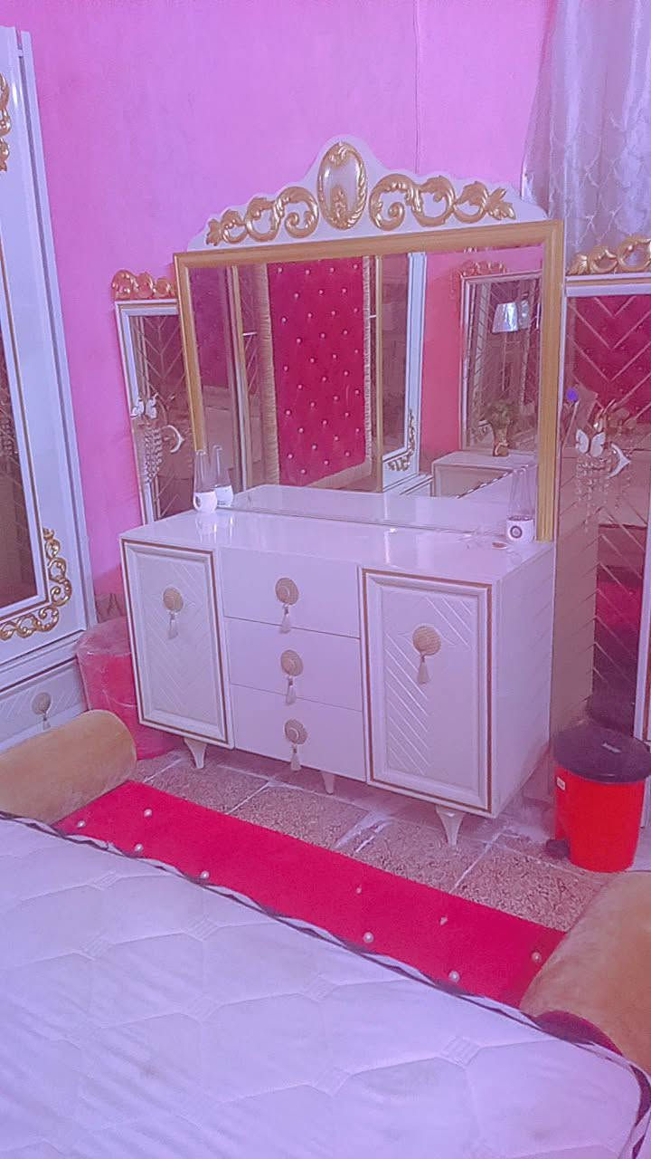 السلام عليكم غرفه غشاب للبيع سعر 750 مكان رميثى رقم الهاتف *********** مكالف بنشر شراي ينتصل على هذه رقم
