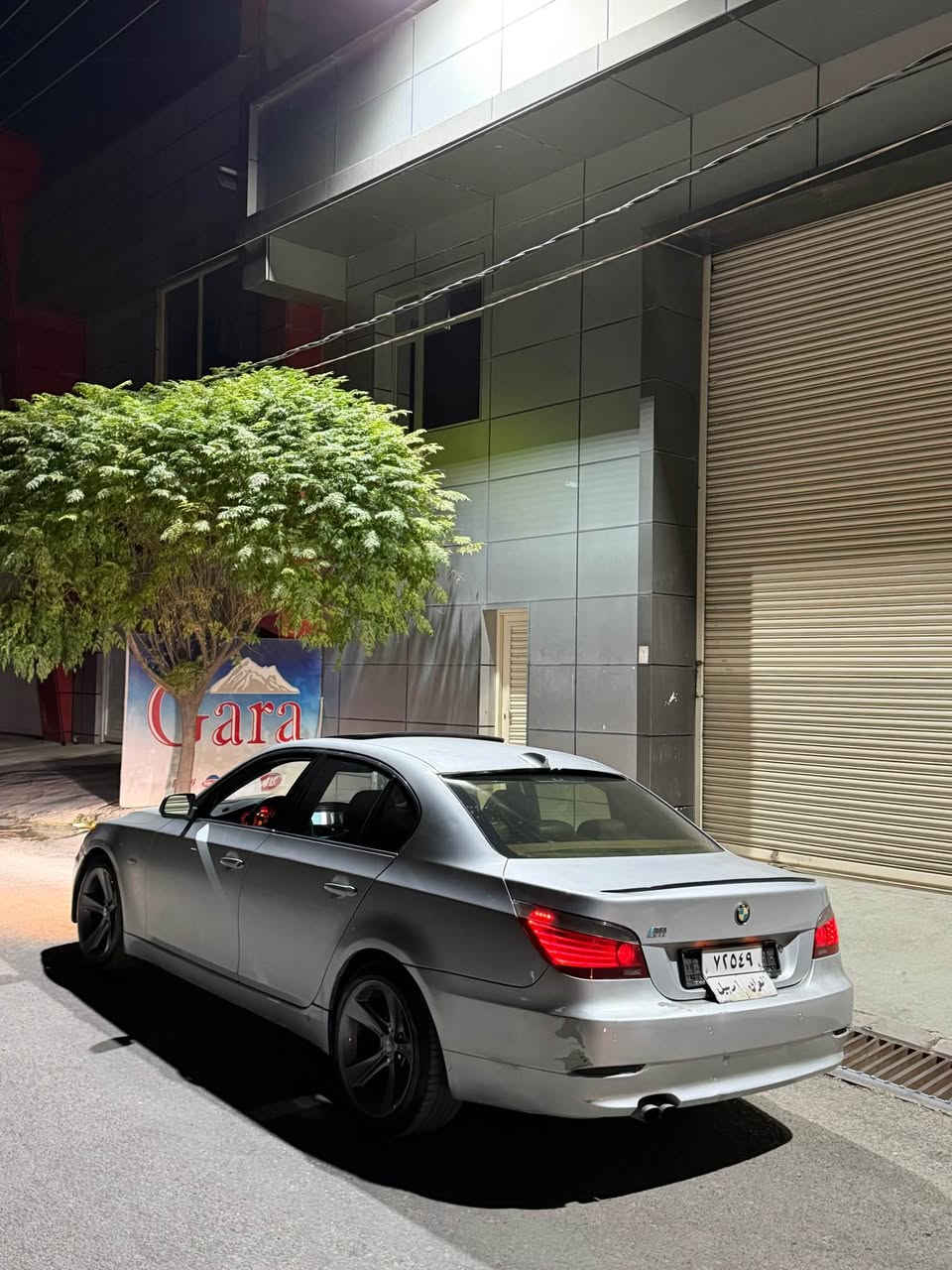 بي ام قرش موديل 2009 سلايت فول 
گير مكينه تبريد بشرط 
20$ ورقه غرامه سعري هيت خار 
سعر 93$ ورقه 
2 قطع بئ داخل بي ارباك بشرط 
رقم تلفون *********** زاخو, دهوك
