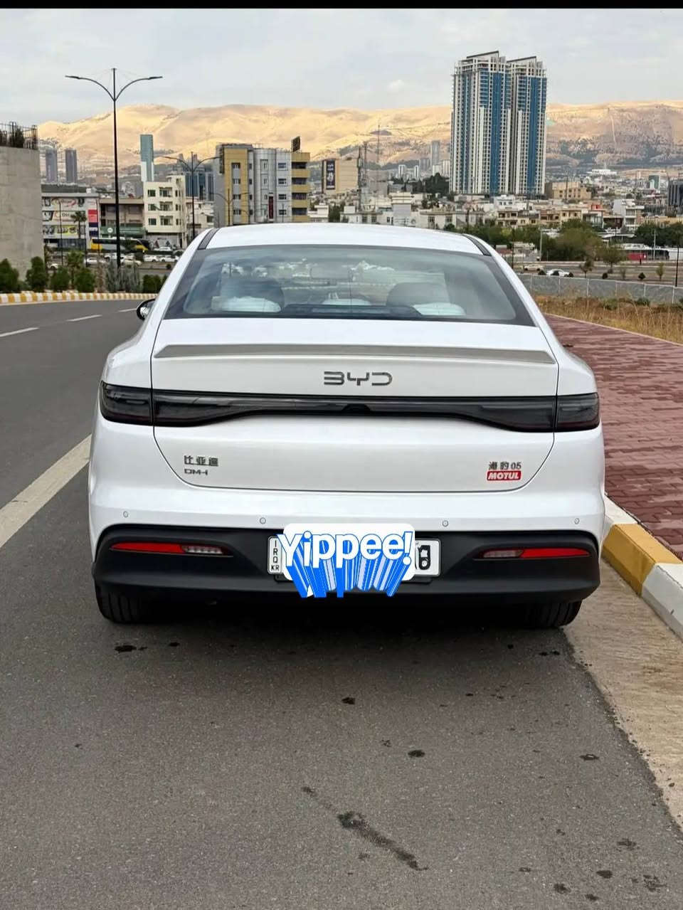 اللهم صلي على محمد وال محمد

‏سيل 5 موديل 2025 داخل ابيض ‏
‏بلكن هايبرد  ثلاث انظمه هايبرد + بانزين  شحن ذاتي🔋 + شحن خارجي🪫 تمشيك2100  كيلو سعه خزان الوقود 65 لتر 

‏ بحالة الوكالة ☑️  كفاله عامة

‏

‏عداد  كليومتر/  16 الاف الكلي فقط كسر زيرو ✅ 
‏🔥رقم اربيل مثبت لوحات بسم شركه 🔥

‏عنوان /  البصره

‏💥محرك يعمل لشحن البطاريه فقط  1500 هجين ثلاث انظمه شحن ذاتي + هايبرد + شحن خارجي☑️ 

‏💥داخل جلد ابيض لونين  بطاين بوب جلد ابيض واسود ✅

‏💥دركة دي جلد وحياكه ☑️ 
‏💥بكلايت لد خليه ✅
‏💥بصمه +كارت ☑️

‏💥هاندر بريك بصمه اوتو هولد✅ 

‏💥كيجات شاشه ☑️

‏💥شاشه كبيره تبريد شاشه✅

‏💥لايت ليد لايت اوتو  + لد نهاري☑️ 
‏💥اشاير مري✅ 

‏💥تبريد قطعتين ☑️ 

‏💥ويل كب اسود بلاد ✅ 

‏💥ايرباك عدد 10☑️ ‏

‏ 📞  ■***********■ البصرة, العراق

نص مكتوب في الصور:
- Yippee!
- 3 من 7