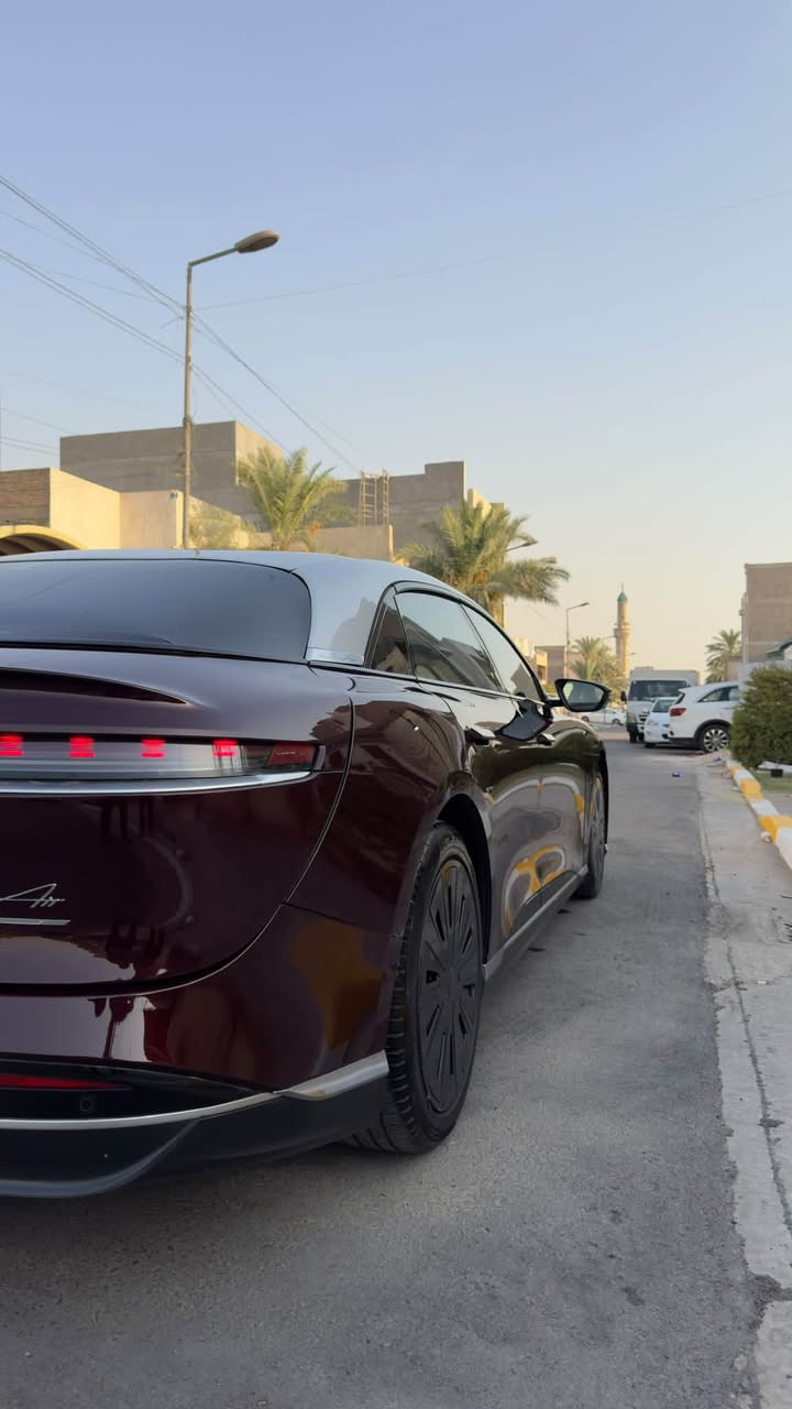 🔥🔥 للبيع لوسيد إير تورنك 🔥🔥2023

اللي يريد سيارة فخمة، قوية، ومختلفة عن الموجود بالسوق 👌⚡️

🚘 Lucid Air Touring
⚡ كهربائية بالكامل
💨 أداء وتسارع خيالي:780 حصان 
🔋 مدى ممتاز:680 كيلو 
✨ داخلية فخمة وراحة عالية
📱 شاشات وتقنيات متطورة
🛡️ أنظمة أمان ومساعدة قيادة حديثة
🔥 شكل وهيبة تخلي السيارة تلفت النظر وين ما تروح
ماشيه 22 الف كيلو

السيارة نظيفة ومرتبة وجاهزة، واللوسيد من السيارات اللي تجمع بين الفخامة والأداء بطريقة مميزة.
حادثه بيه صبغ الدعاميه الخلفيه ووجه الصندوق بدون دواخل بجم كبس 

💰 السعر:37الف دولار يعني 370 ورقه وبيه مجال للشراي 
📍 بغداد اليرموك
📩 للاستفسار والتفاصيل:***********

***********

⚡ لوسيد إير تورنك… مو مجرد سيارة، هاي تجربة! 🔥
