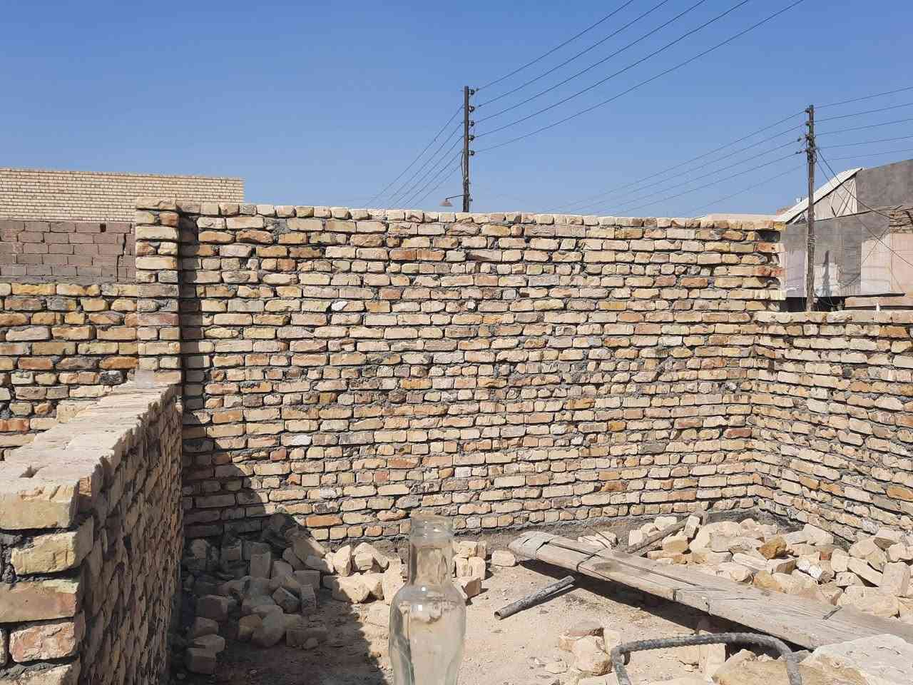 طابوق عادي ٥٠٠ جديد ٤٥٠ خلفه بناء احمد الجبوري شغل على دبل شغل نضافه الموقع تصال الواس اب او رقم الواس ***********
