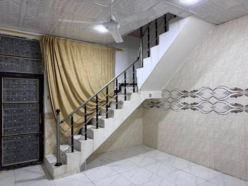 بيت للايجار🏠  50 متر الايجار سارع بلحجز سعره مناسب
مقابل ملحق قريه الغدير عمود 321بلخط الثاني قريب  شارع  قريب علا سوك جميع الخدمات متوفره يمه 

📍 الموقع: محافظة النجف الأشرف

بيت 50متر بناء جديد تانكي وصخان بي لبيت كامل معايزه شيء خط مولد بي لبيت  جاهز للسكن

🟠 تصميم الخارطة : 

غرفه  - صالة  -صحيات  -مطبخ - منور 

سطح مطبك شتايكر 

ــــــــــــــــــــــــــــــــــــــــــــــــــــــــــــــــــ

سعر الايجار 175 كل شهر بشهره 

او من خلال الارقام التالية

 ***********
