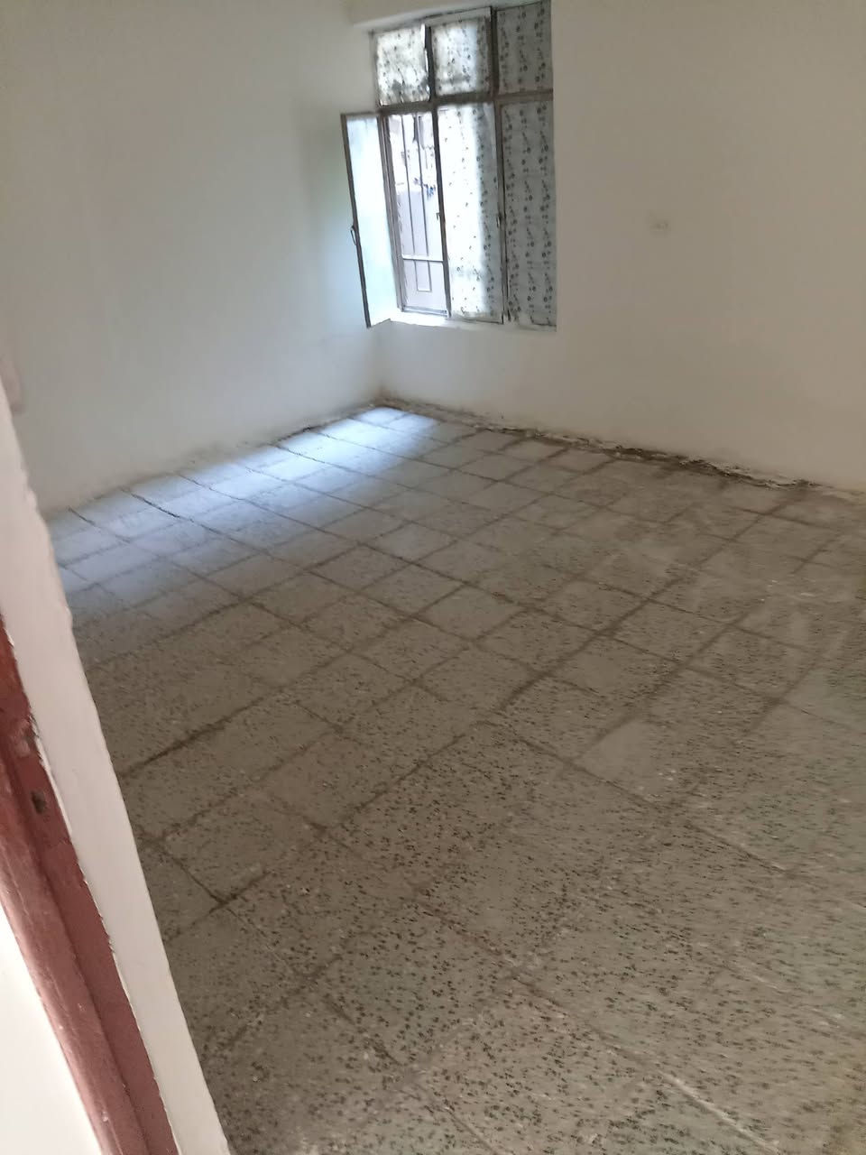 الشرطه الخامسه • ١٦٠م • طابق أرضي