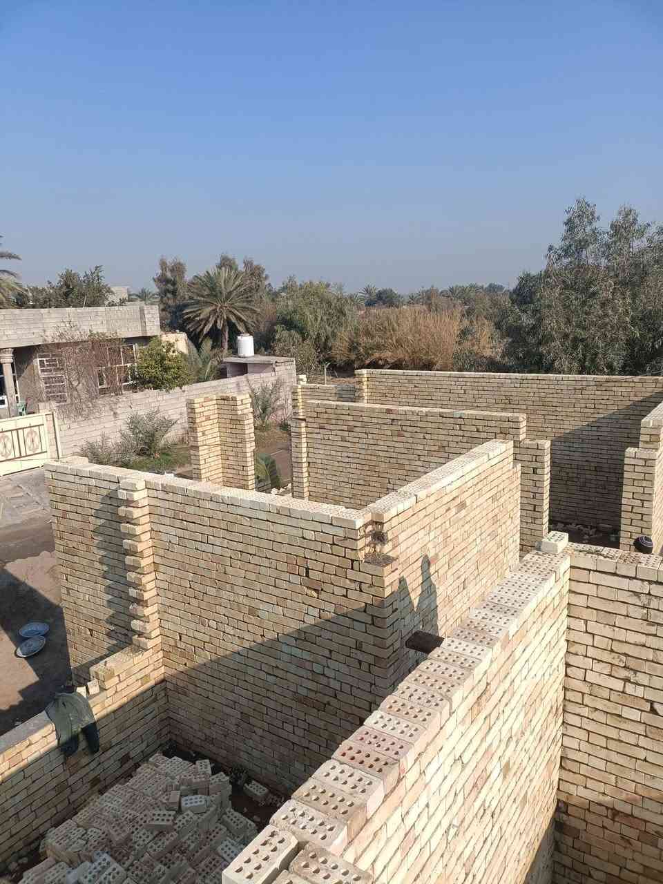 كادر بناء طابوك بلوك شغل نضيف وسريع العمل يكون بنضام الدبل قطعي في جميع انحاء بغداد رقم ***********
اتصال او واتساب
‏‪***********‬‏
