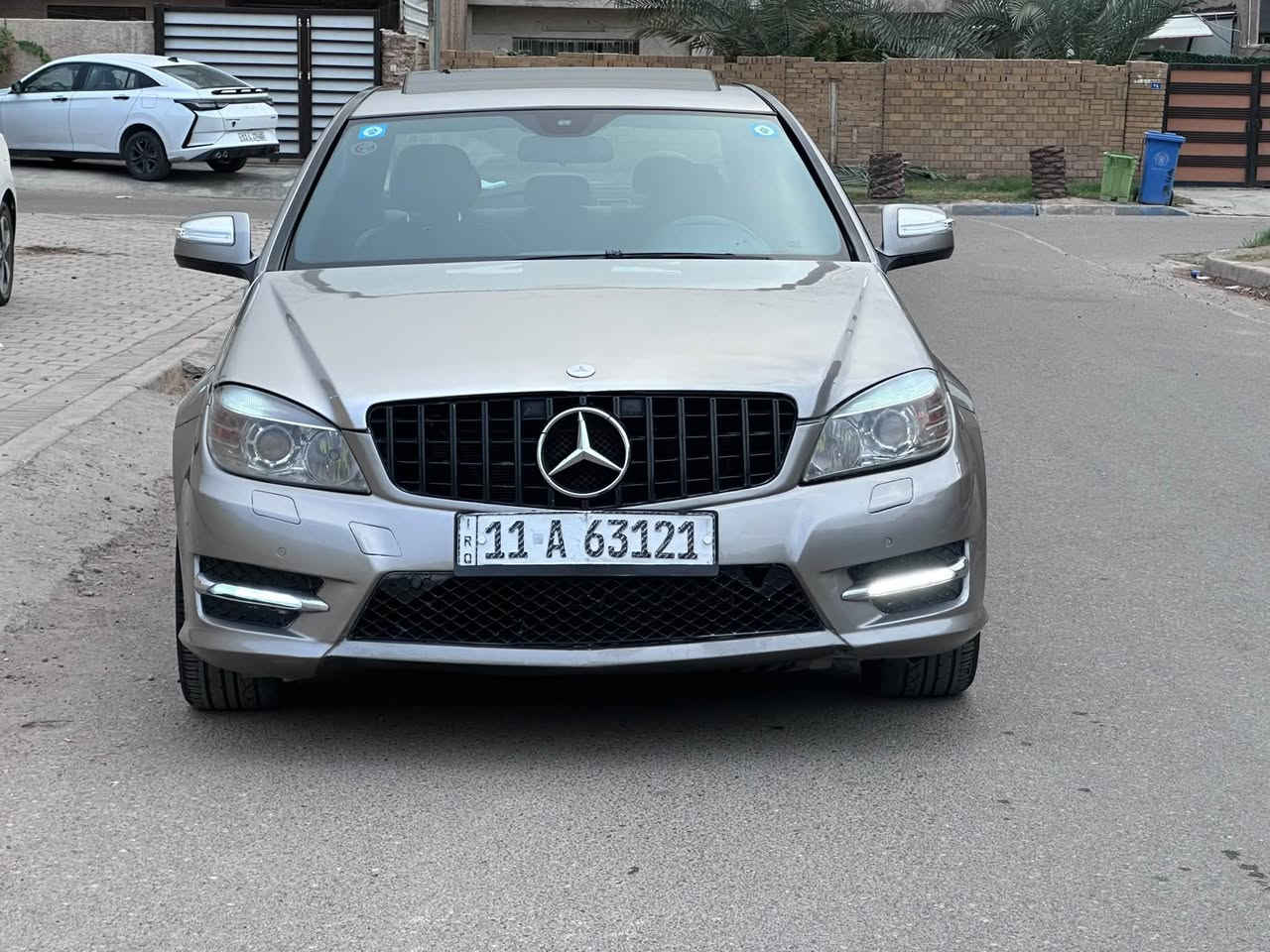 مرسيدس C300 • ٢٠٠٨ • محرك V6