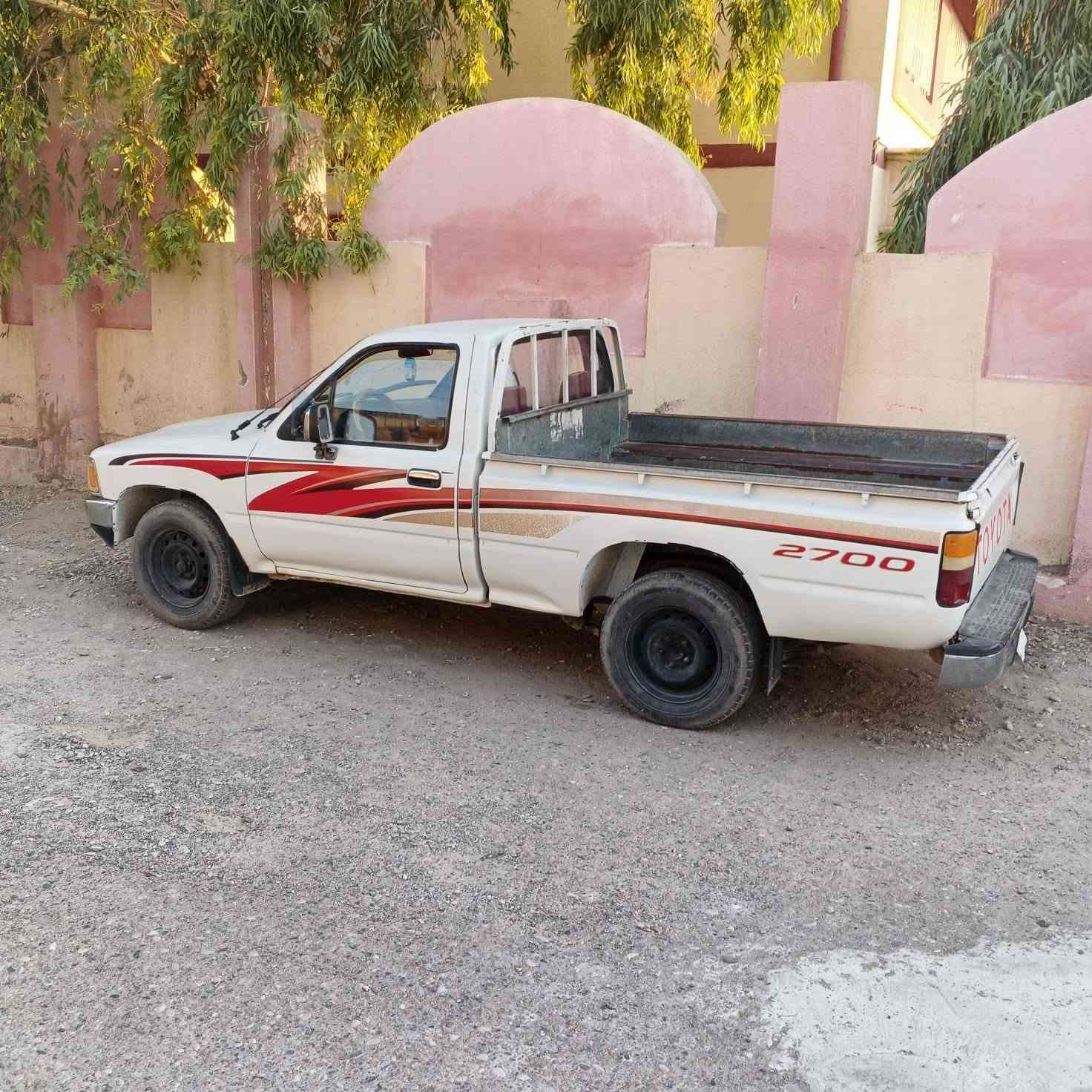 بيكم تيوته 1992
مكفوله 
مكينه جديد لا طخ ولا شي 
وكاله تحويل شرط
***********
***********
