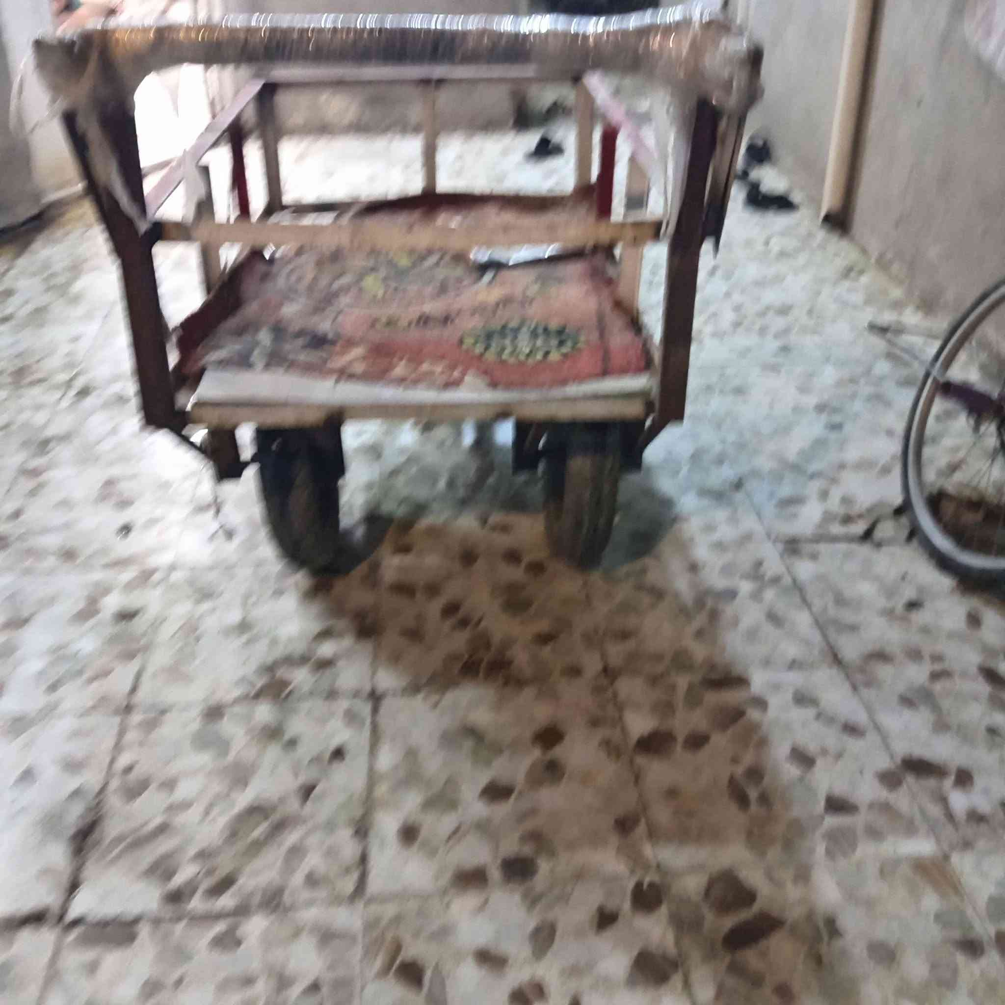 سلمعلكم عربانه للبيع كامله السعر 60 وبيها مجال*********** الرقم بي اتصال
