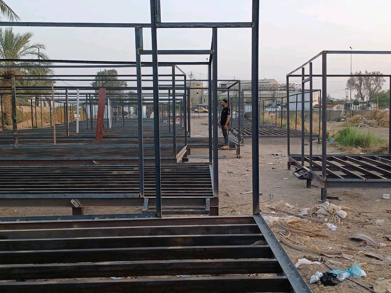 ***********
معمل كرفانات الفرات الهندسي 🏗️✨
لصناعة الكرفانات والمباني الجاهزة 🏢🛡️
​نوفر لك أحدث حلول البناء السريع والآمن بمواصفات هندسية متينة تناسب جميع الاحتياجات الشخصية والتجارية 🚀🔧.
​لماذا تختار الفرات الهندسي؟ 🌟
​🔥 عزل وأمان عالي: اعتماد أفضل المواد المقاومة للحريق والعوامل الجوية لضمان حماية قصوى.
​📐 تصاميم حسب الطلب: تنفيذ كافة الأبعاد والقياسات بدقة عالية للمنازل، المكاتب، والمشاريع الاستثمارية.
​🏗️ جاهزية كاملة: استعداد لتجهيز الشركات والمواقع الإنشائية بالحجم والعدد المطلوب.
​🚚 شحن وتثبيت: نوفر خدمة النقل والتركيب لمختلف محافظات العراق.
​💰 أسعار مناسبة: جودة ممتازة بأسعار منافسة مع عروض خاصة للمشاريع والكميات.
​📍 العنوان: العراق - بابل - أبي غرق
📞 للحجز والاستفسار (اتصال / واتساب):
📱 ***********
📱 ***********
​✨ رضاكم هو هدفنا الأول.. تواصل معنا اليوم لتحويل فكرتك إلى واقع آمن ومتقن! 🤝🤝