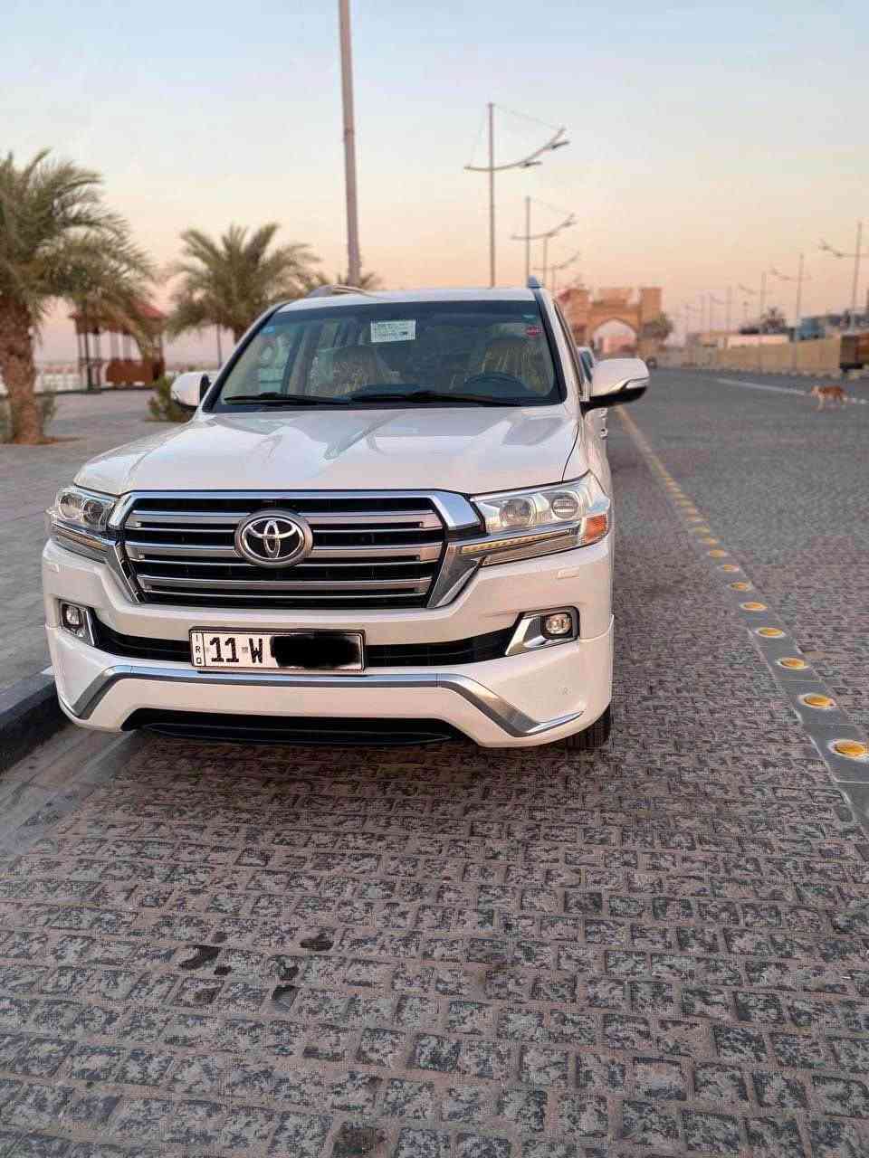 لاندكروز 2017 ساز كفاله عامه من كلشي 
حتى من البارد والشخط والرصعه 
رقم بغداد انكليزي سنويه لل 31 وهزه جديده رقم حلو مشروع وطني 
كشنين كهرباء دكمتين 
ماوس 
اربع كامرات 
طفايه 
حساس امامي خلفي 
ثلاث خانات تبريد + ثلاجه 
لد امامي خلفي 
تبريد بيانو مناخ منفصل 
دوس ليزريه 
دبل شاشه سقفيه دي في دي 
دشبول صاج 
كشنات جلد 
تشغيل عن بعد 
فتحه 
لايت عالي ناصي عدسه 
بلاجكتور بلبنيد بلادي بلساز اجه ولدات جوه السياره بلادي 
تخم تاير جديد توني شاده 
باتري جديد 
عده ما نازله كتلوكات الشركه مامفتوحه سبير منازل شرط الكشنات الخلفيه ما نازلات 
للبيع او للمراوس السعر 455$ وبيه مجال 
للستفسار 
***********
***********
كفاله عامه من كلشي 
مكان السياره بصره مشروع وطني تحويل جميع المحافظات Singapore
