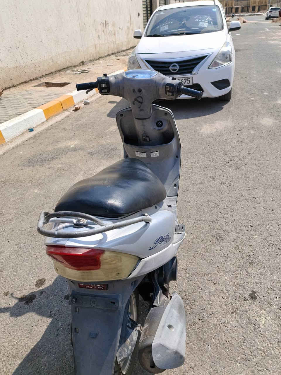 سلام عليكم للبيع ماكس منغولي دراجه مامفتوحه ولا مبدل بيه اي شي بلاديه الدراجه نكره سلف بكل وقت كهرباياته كله شغاله  مكانه سماوه الجربوعيه الوله سعره خاص او اتصال ***********
