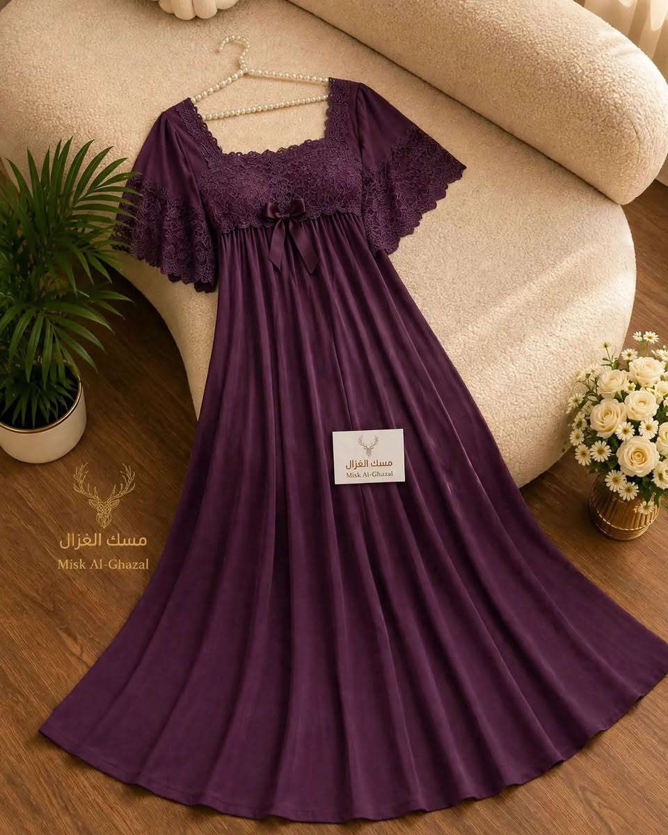 شلحات نسائيه زبده حرير مشطب ماركه الملكه سعر لقطعه ب13و2ب 25 الف متوفر جمله ومفرد 😊 
متوفر توصيل للبصره وباقي لمحافضات 5 🍒👌 للحجز والاستفسار يرجى مراسلتنا على الارقام التاليه 
***********

