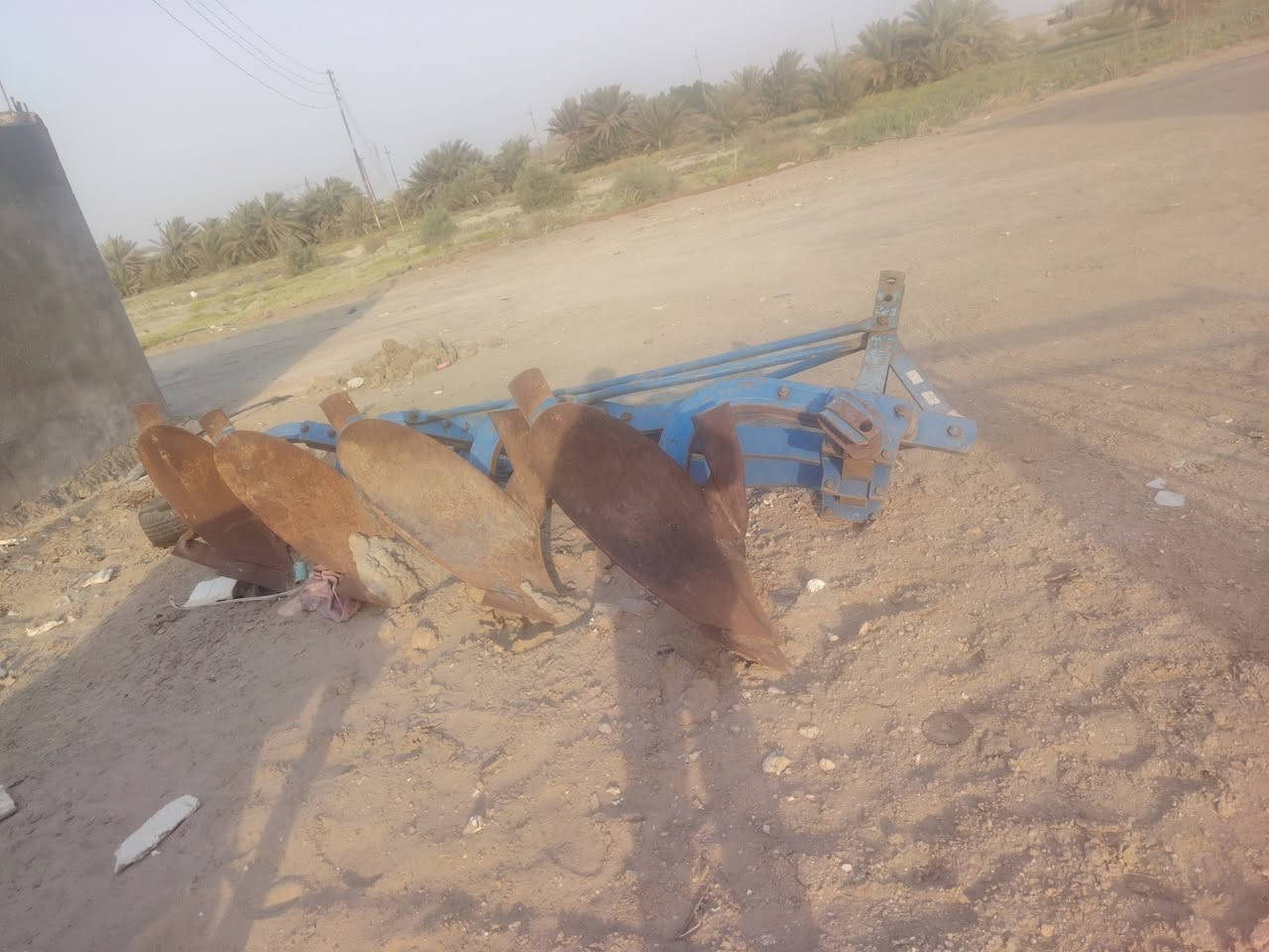 فدان حجم ١٦  دسك حجم ٢٠.  باذره سعر ٩ مليون  ***********
