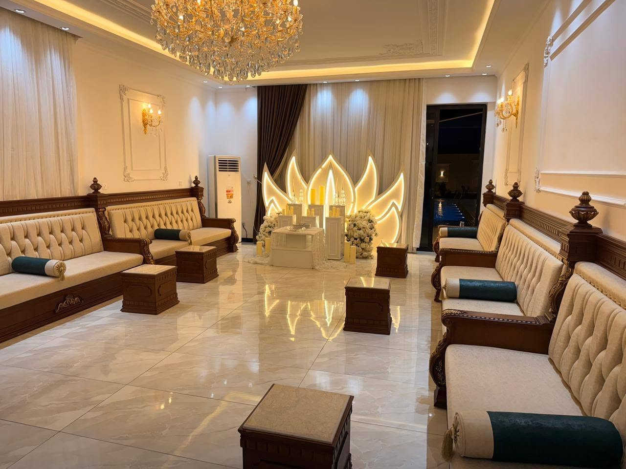 🦅 فول  | Al Naser Chalet  vip
✨ وجهتكم للراحة والاستجمام
🌿 تفاصيل صُنعت لتمنحك تجربة مميزة  
📍 بغداد | الـبـوعـيـثـة
📞 للحجز والاستفسار ***********
