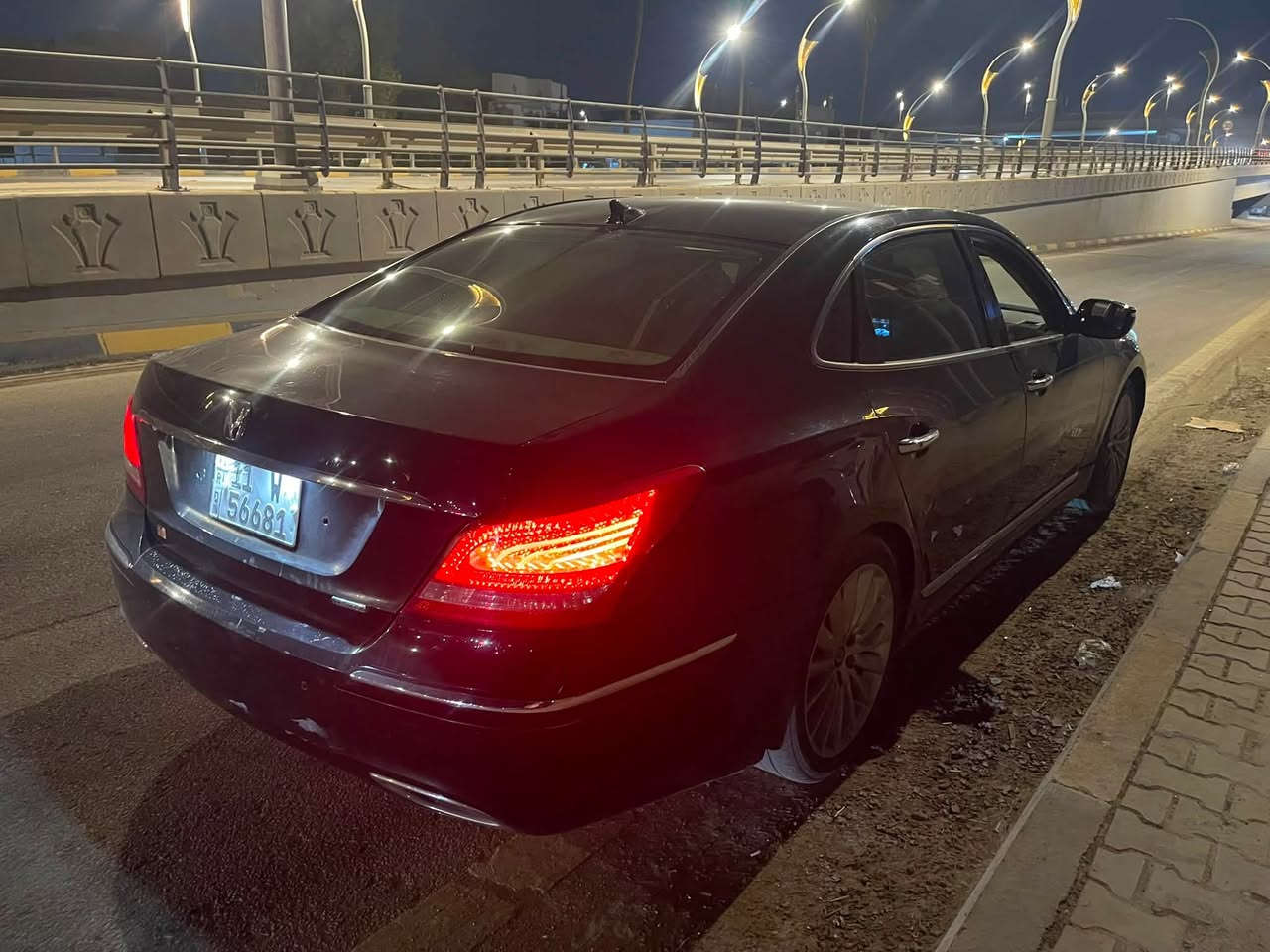 هونداي ايكوس سنتنيال  رئاسي2012 vip خليجي رقم بغداد تحويل مباشر
1 المحرك : 8 / 5000
2 السياره فول الفول اعلى مواصفات ( VIP  )
3 رادار امامي🗺️
4 كاميرا امامي📷
5 حساس امامي📸
6 حساس خلفي 📷
7 شاشه خلفيه 💻
8 (4) أبواب شفط وبصمة  
9 صندوق فتح وغلق كهربائي  
10  نظام تعليق ميكانيكي
11 جميع الكشنات (تبريد تدفئة
12  لايتات متحركة
13 قيادة آليه ذكية وتوقف ألي (نظام تحديد مسافة الامان)
14 نظام قيادة sports رياضي 
15 نظام قيادة normal اعتيادي 
16 كاميرا امامية و خلفية وحساسات 
17 الكشن الخلفي ( سدية )
18دبل جام ( عزل متكامل ) 
19 بردات خلفية للأبواب كهربائية مع تحكمات عكسية 
20 بردة خلفية كهربائية ( نزول ألي عند الرجوع للخلف)
21 نظام ترحيب وانارة دوسات الأبواب 
22 مري قلاب وشفط  

23قمارة شاموو
25 الكشنات والدشبول جلد طبيعي 
26  سايد بريك كهرباء 
27  بك لايت لد 
28 تحكمات ستيرن فوووول 
29 تحكمات خلفية متكاملة
30  أماكن خزن متعددة في الأمام والخلف 
31 بصمة  ، جلد ، شاشة كبيرة ، شاشة أعطال ، 
ماوس ، تحكمات خلفية متكاملة ، CD ، USB ، AUX
13 قرص سيدي مع نظام صوت دمام اعله فئه بالسماعات
32 لايت ناصي بلاد زنون وعالي اصفر مع عدسات لد مع بلوجكتر زنون
تبريد ثلج حداديه نظيفه 
. بيهه نقوصات بسيطه مثلا البجم بي شخوط يرادله صبغ
وسعر مناسب
 
***********
