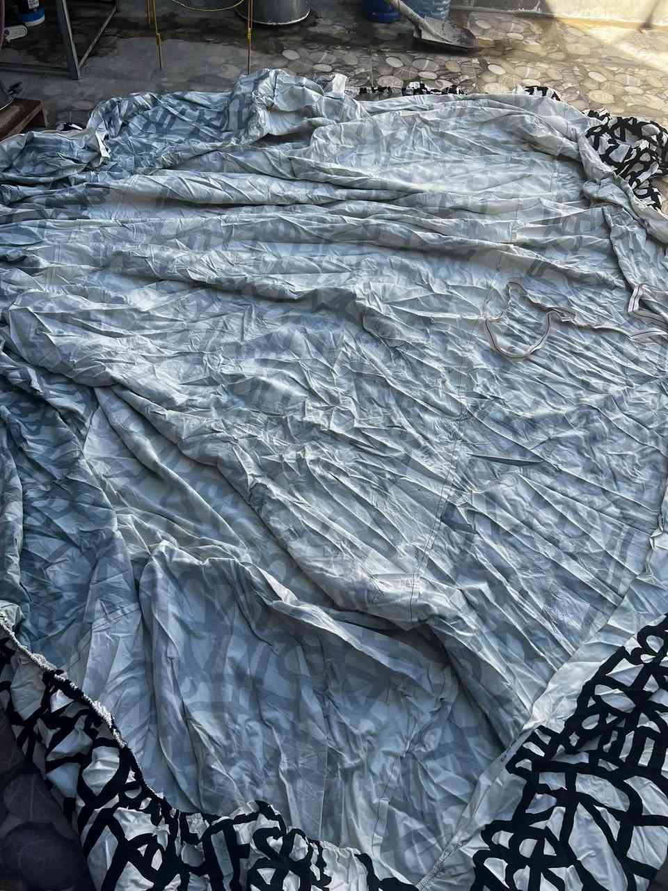 سلام و عليكم عدنا هاذة الجادر للبيع جديد توركي  اصلي ويا ضرف كامل،، للسیرات بیکم و أنواع السیارات سعر١٠٠و بی مجال للطيبين رقم ***********
