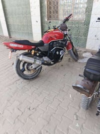 سيبي فور • ٤٠٠ • مديل ٦