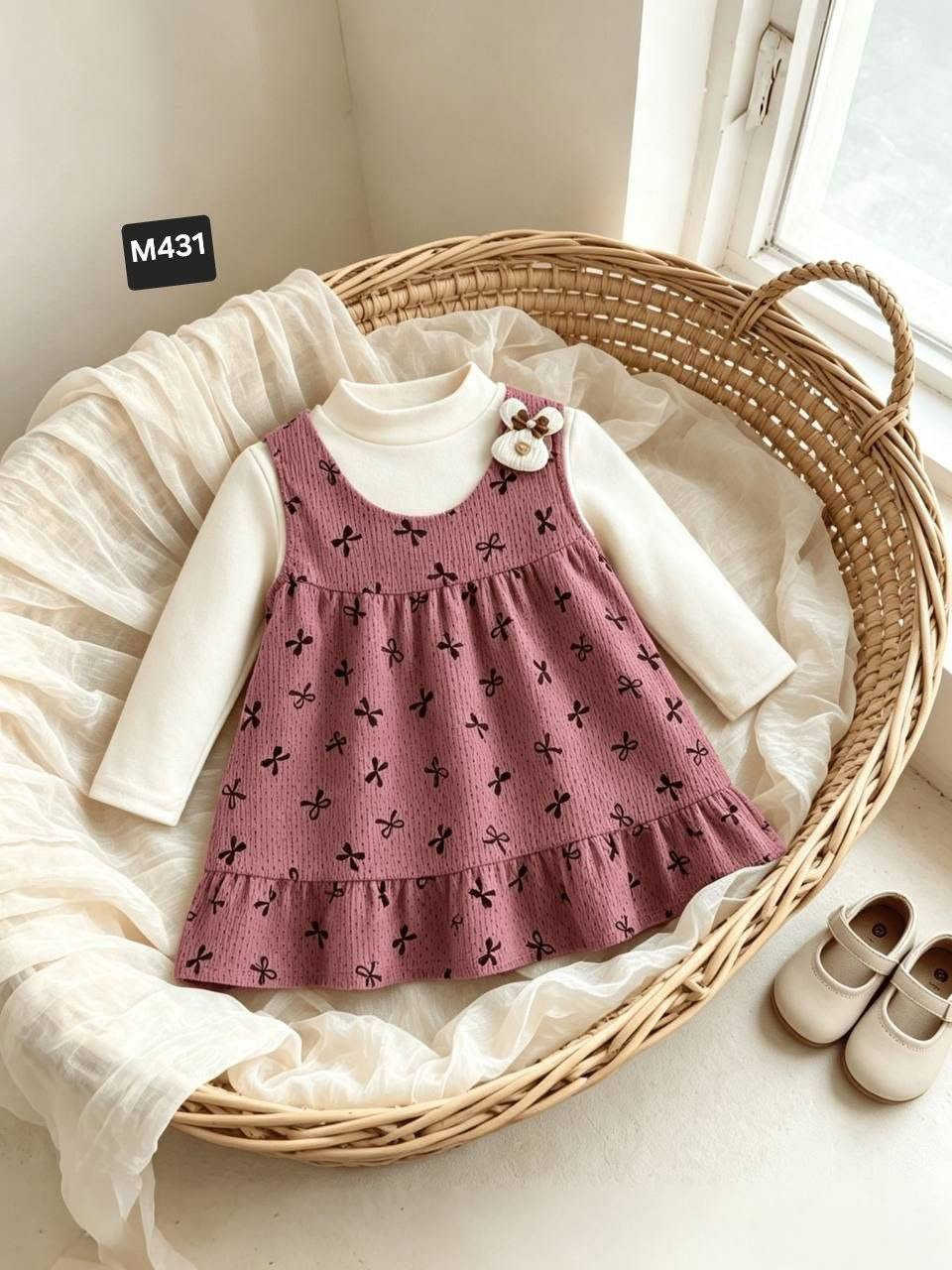 الحجز واتساب فقط *********** أقل طلب نص درزن

نص مكتوب في الصور:
- M433
- M434
- M431