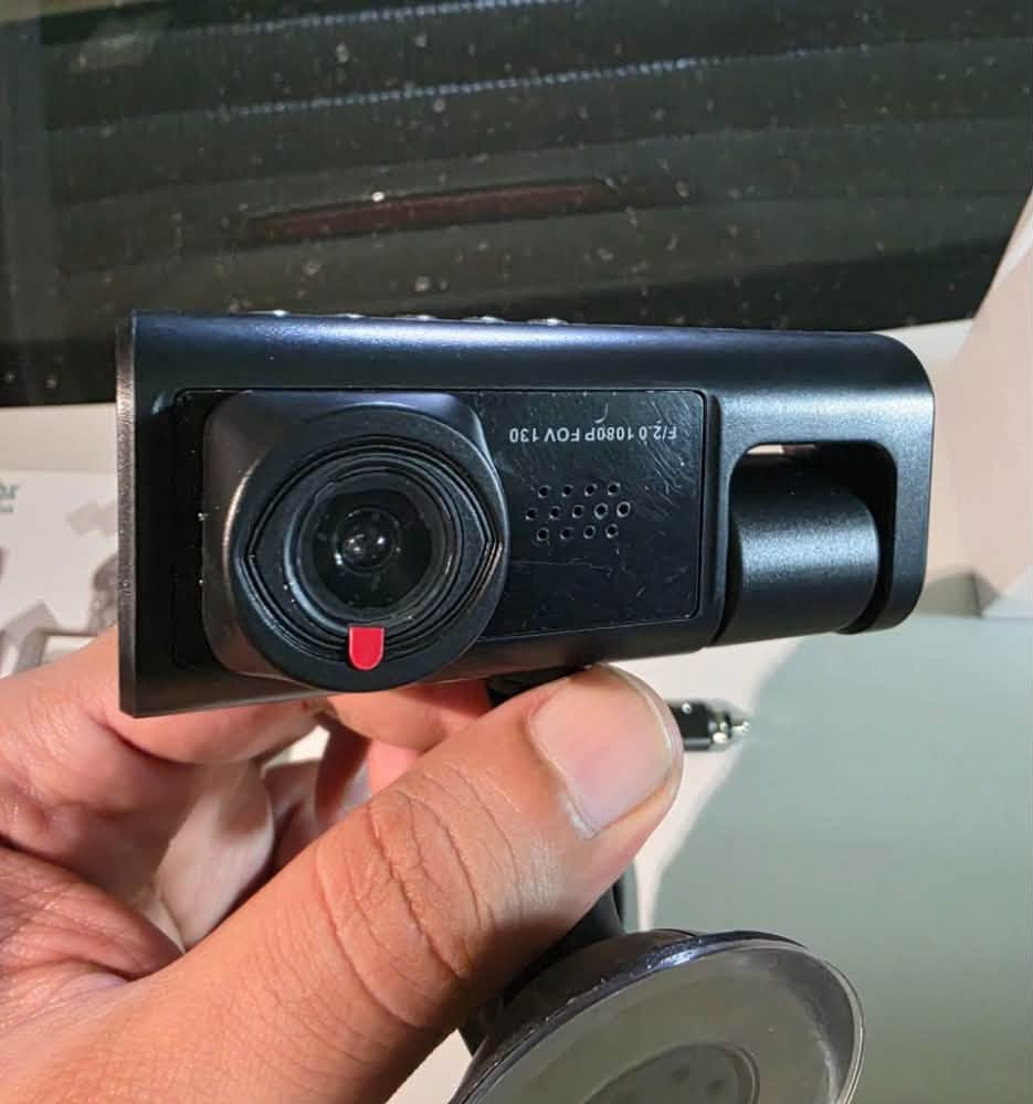داش كام بسعر 25 ألف والتوصيل مجاني 
إي استفسار خاص

نص مكتوب في الصور:
- X01-2CAM 2camera 1*1080P Dual Dash Cam NO WIFI 1*Car charger 1*Rear Camera 1*Manual USER MANUAL
- 2 Camera (No Rear Camera) WIFI DVR x 1 Charge x 1 User Manual User Manual x 1
- Insde 1080P
- Day and night shooting effect
- Day shot
- Rain shot
- Night shot
- Haze weather