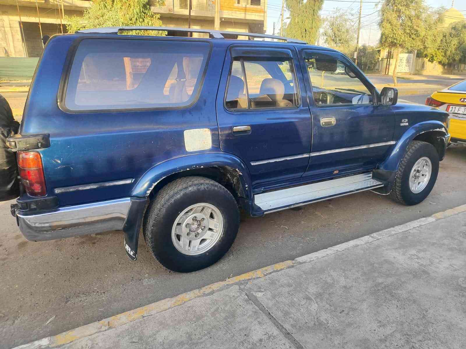 تويوتا رنر
موديل 1994 
كير محرك شرط 
رقم انكليزي ب اسمي تحويل ثاني يوم 
سياره جديده ميعوزها ربع 
هزه جديده 
السعر 45 
تواصل ***********
***********
