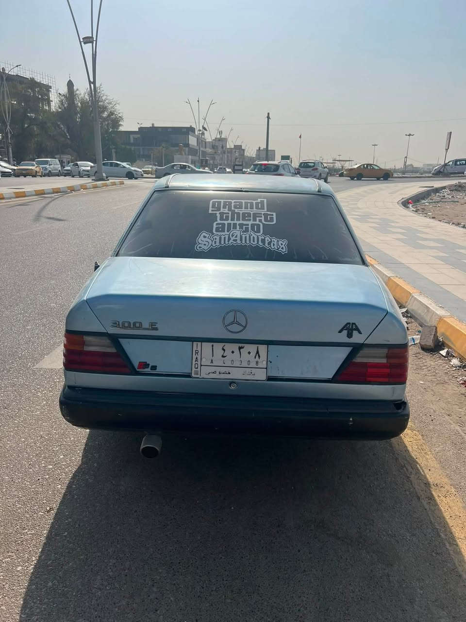 للمراوس واطي فرق اذا وجب لو بيع
سلام عليكم مارسيدس محرك ٢٥٠٠ بطه المعروف والمروغوب توني شاده بايدي محرك وكير كفاله لا تبخير لا صرفيه  
____________________________
🛞 - تواير جدد +سبير مارسيدس +جك vy 
 🛥️ - ادامة عامه Ttr 
🔌 - باتري جديد
🧊 - تبريد ثلج + منضومه جديده
💺 - والكشنات بلاد
💡- كهربائيات كله شغال على اخر حبه
🚙 - بوليش جديد
🩺 - منضومة بانزين جديده وكامله 
🇮🇶 مشروع وطني 
⚓️ - حداديه ٨٠٪؜
⛽️- اقتصادية 
🖋️ - منضومة بريك جديده وكامله 
🪒 - صفاح موس 
⚡️- كشر صافي 
🌕 - لون ازرق سمائي صدفي مميز 
📜 - رقم مميز وبغداد خصوصي 
🖨️ - تحويل او وكاله 
________________________

تتواصل واتساب *********** واذا عندك سياره للمراوس نزل بل تعليق
