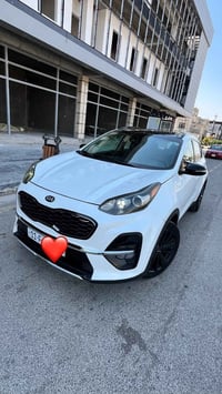 شباب كيه اسبورتج للبيع فقط موديل 2020 ماشيه 51 M مكفوله من صبغ حادث مر...