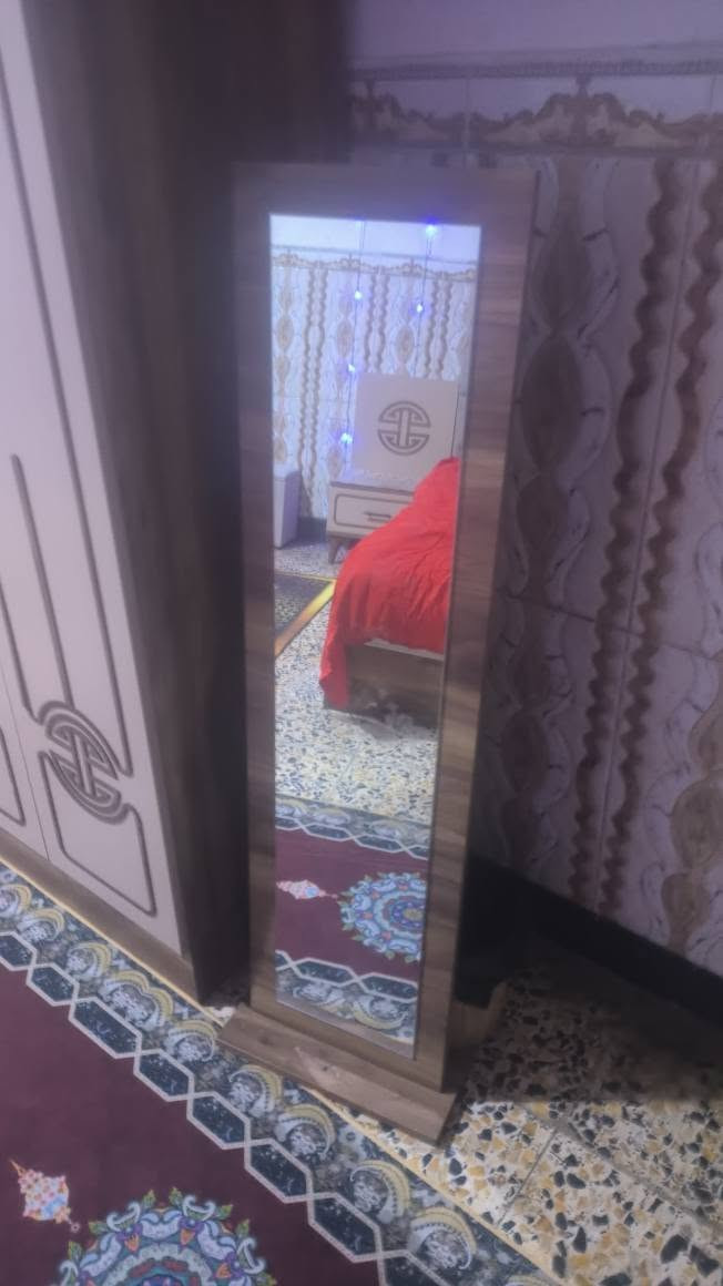 سلام عليكم خوان الدي فارقت اخشاب البيع الاستفسار راسل الرقم *********** البصرة, العراق
