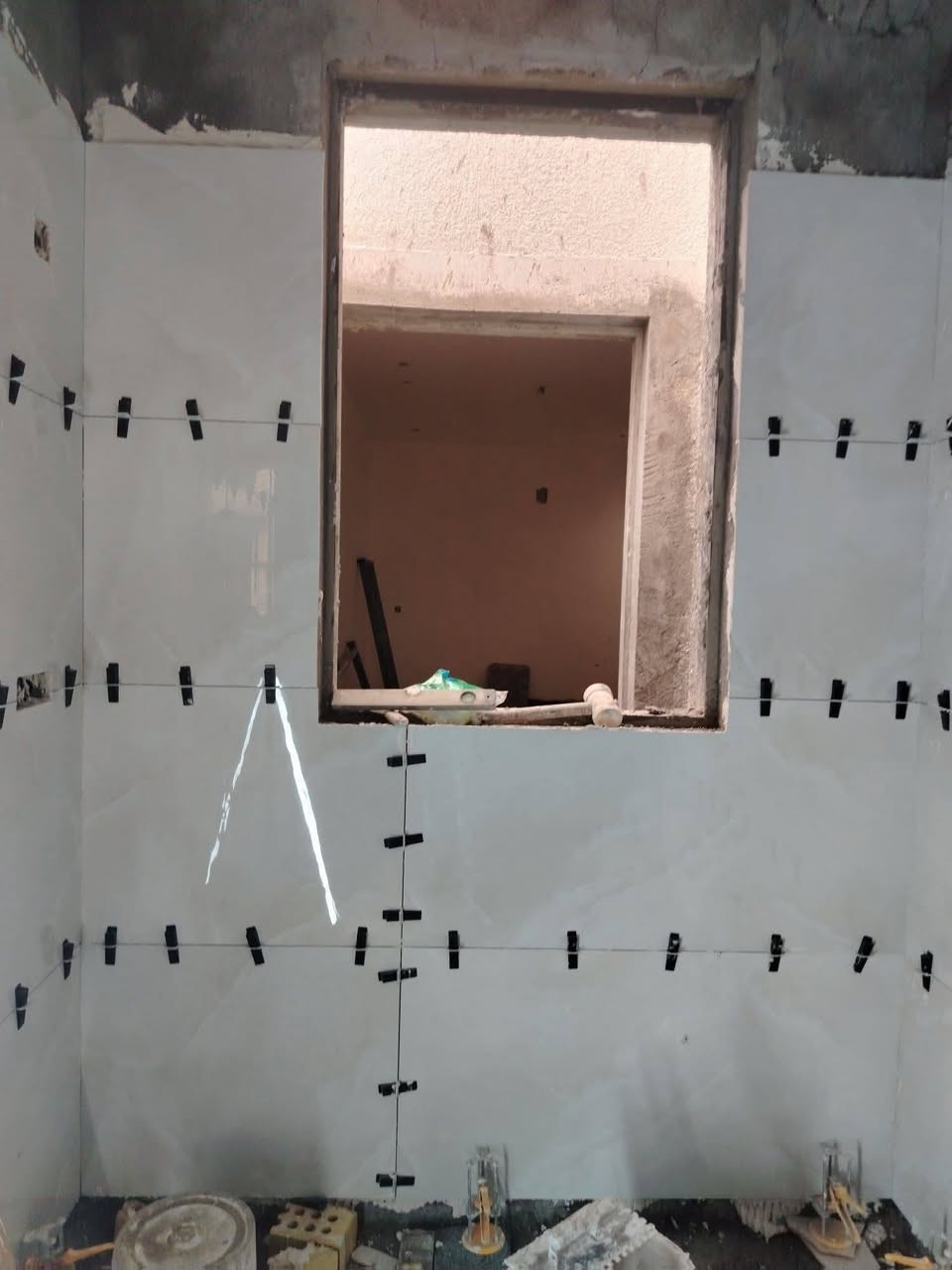 خلفه مصري لتركيب جميع انواع السيراميك ارضي جداري كاشي مرمر بايات شغل لليزر درجه اولي شغل بغداد فقط ***********
