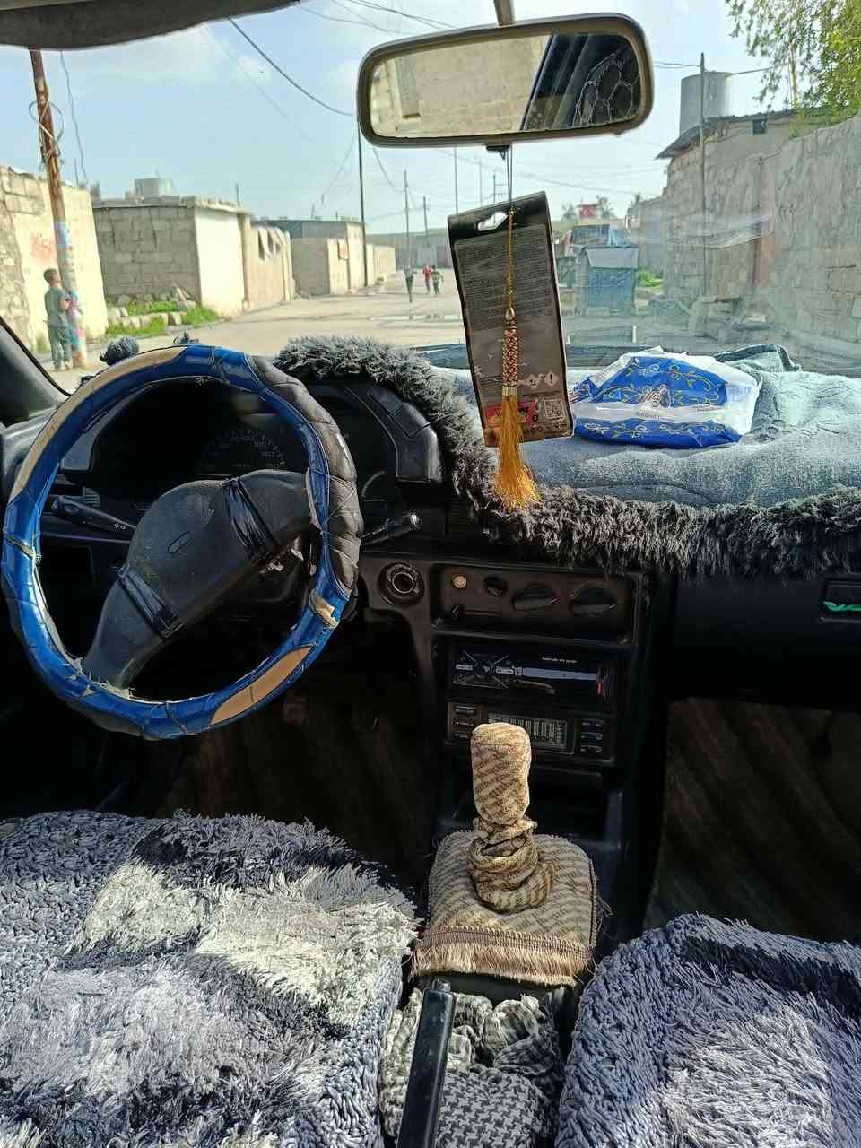 مستبوشي لانسر موديل 1991
مصبوغه رش جمالية، كير محرك شرط، 
الرقم انكليزي نينوى، السيارة بسمي شرط التحويل، السعر 22 بيها مجال بسيط بعد ما شوفهاالرقم***********
