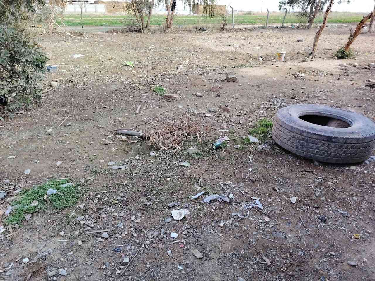 سلام عليكم كاع بلحميديه يم ساده طوال ٥٠٠ متر الواجهة ٢٥ النزال ٢٠ السعر 28 وبيه مجال ***********كدمات موجوده
