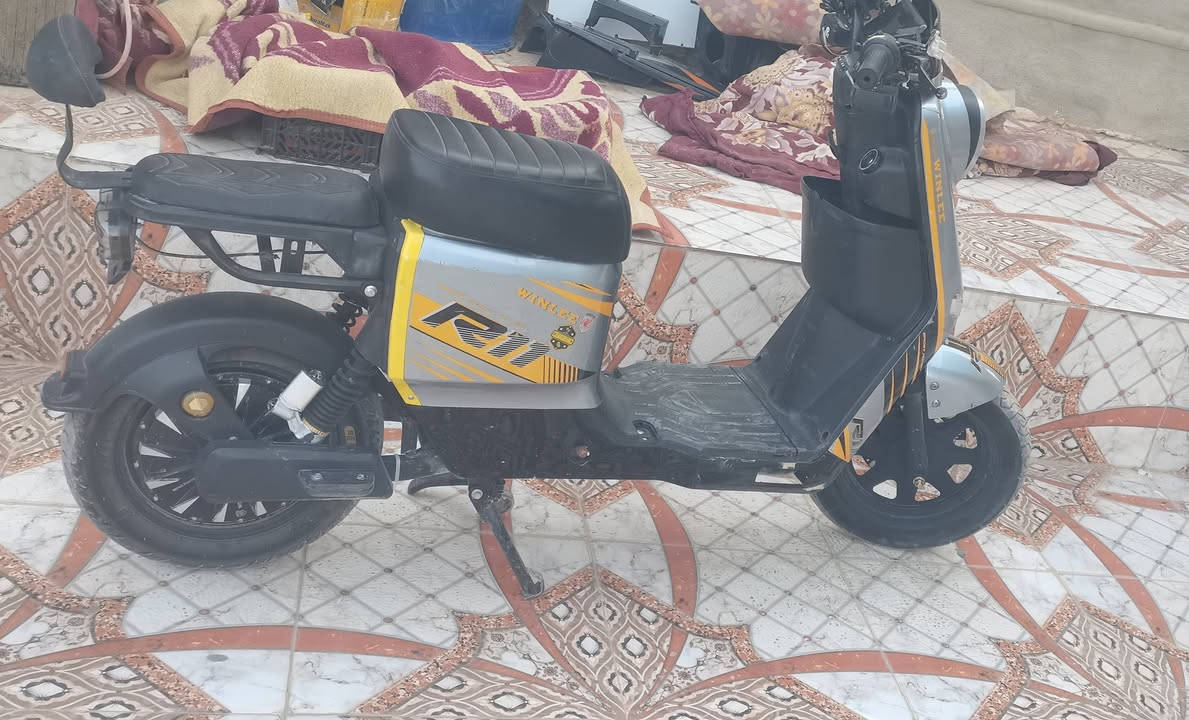 السلام عليكم ورحمة الله وبركاته
دراجة شحن 2026 R11

المواصفات

6 بطاريات ولي شرط

نظام رجوع R

منفذ شحن موبايل

الكير 4 تبديلات

السعر /650 وبي مجال 

شراي يتصل ***********
