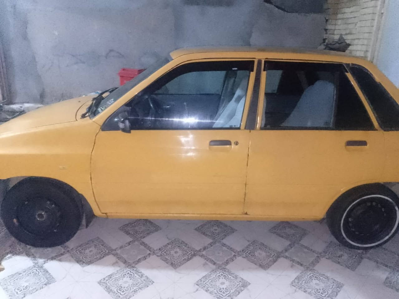سياره سايبه مديل ١٢ سياره جاهز كبل  الشارع ولاتخسر فلس رايده ١٣ وهذا رقم ***********رقم احمر
