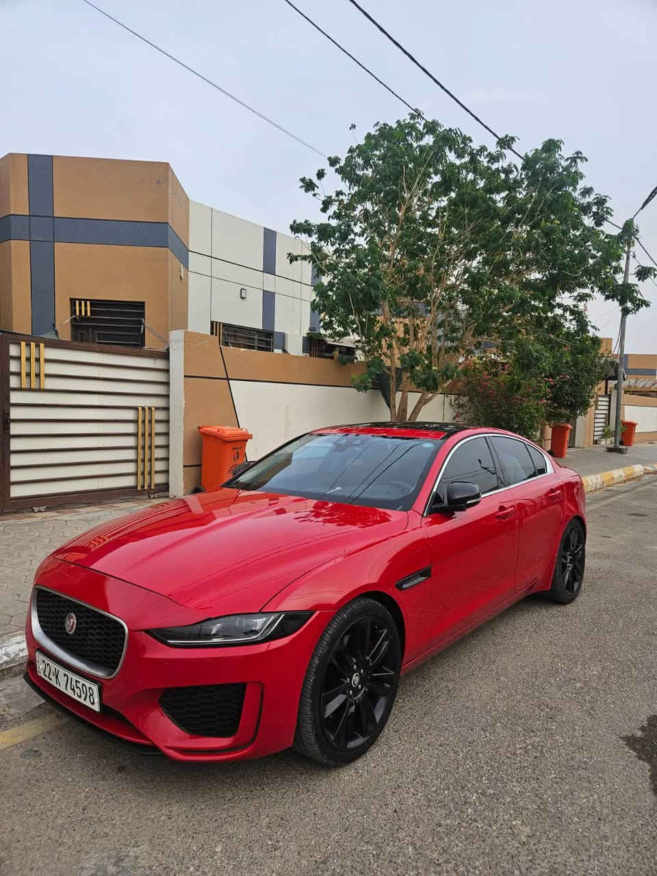 جاكور XE • ٢٠٢٠ • ماشي ٤٧ الف