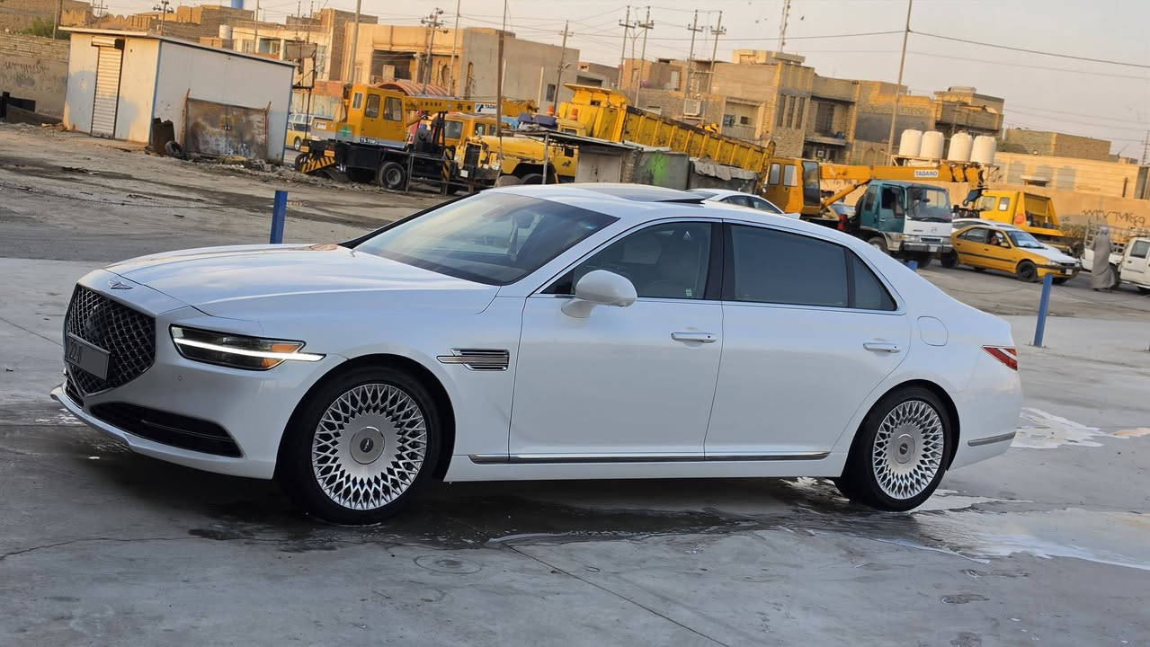 السلام عليكم
للبيع او مراوس 
 جينيسس G90 موديل 2022 
محرك 5000 
فول فول مواصفات التميت
من انظف السيارات الي بلعراق
بيها صبغ شبر بلجاملغ وشبرين بلبنيد فقط الباقي كفالة
السيارة كلها ليبل واحد  
 ايرباك راجع سستم شركة
شاشات خلفية تحكم خلفي كامل
كشنات خلفية كهرباء تبريد امامي خلفي منفصل 
بيبان وصندوق شفط
رادرات كامرات محيطية
توقف ذاتي انظمة قيادة 4
لايت داينمك لدات
داخل لون ابيض وقرميدي
كاعيات  + ارضية لون قرميدي بلاد
بردات جوانب وخلفية كهرباء داتا شو
دبلات كهرباء انارة محيطية
من غير باقي المواصفات 
تخم تاير جديد اصلي 
سيارة دينار متصرف عليها 
السعر اذكر كلمة ياالله بالتعليقات ويجيك السعر وانه خادم
للتواصل
***********
