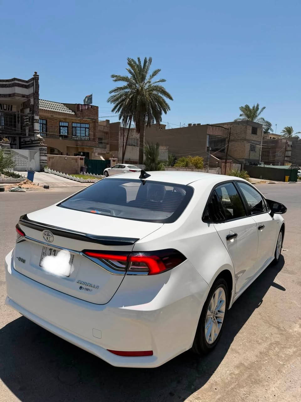 تويوتا كورلا هايبرد 2025الشكل الخليجي
محرك 1800
عداد المسافة.27
كشنات جلد 
تحكم ستيرن 
شاشه جبيره 
وبعد اكو هواي مواصفات… 
مكاني بغداد.الرصافة 
مرقم بغداد كامل بسمي 
والاستفسار ***********
